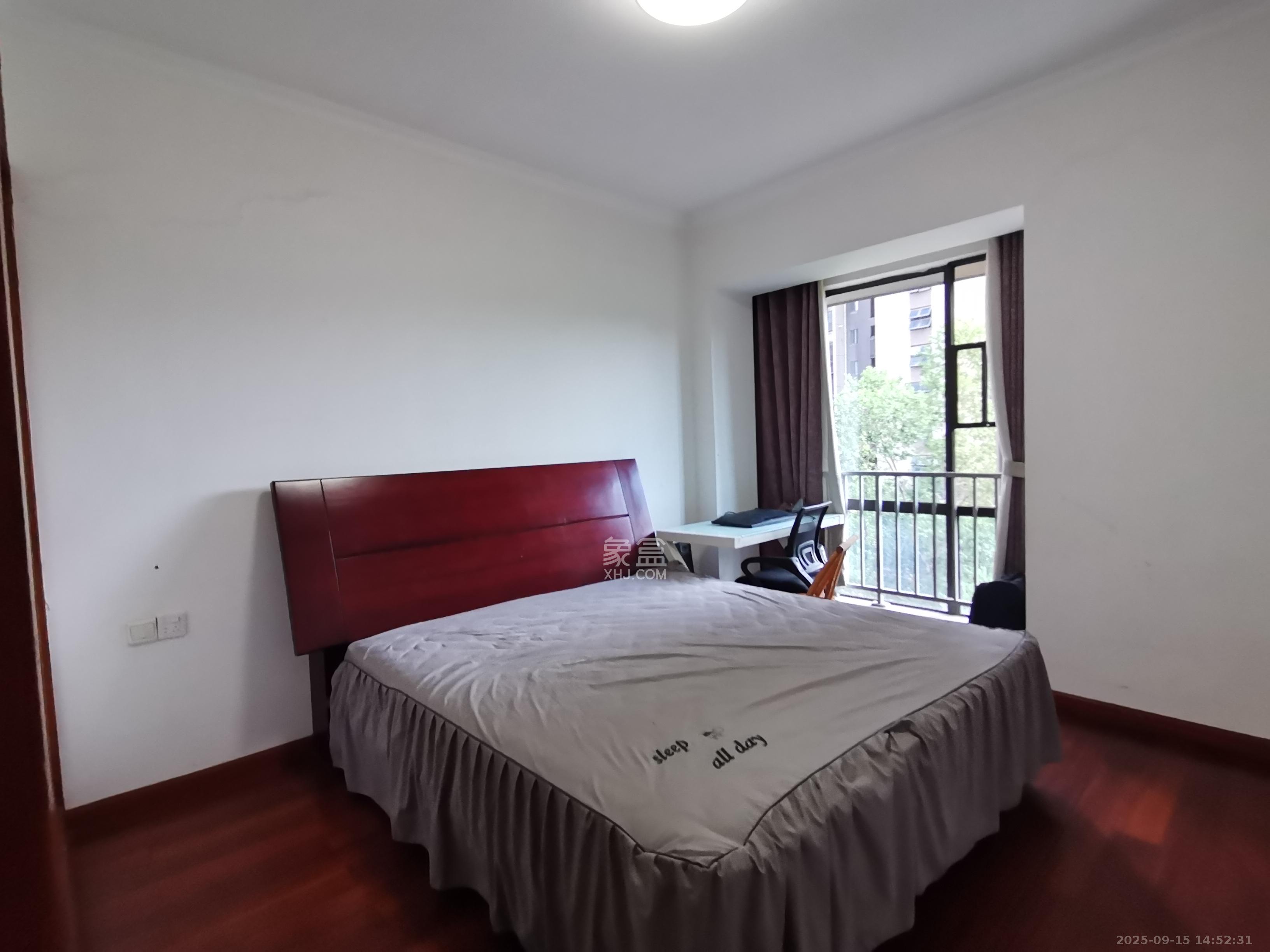 通用时代国际社区  3室2厅2卫    3000.0元/月室内图