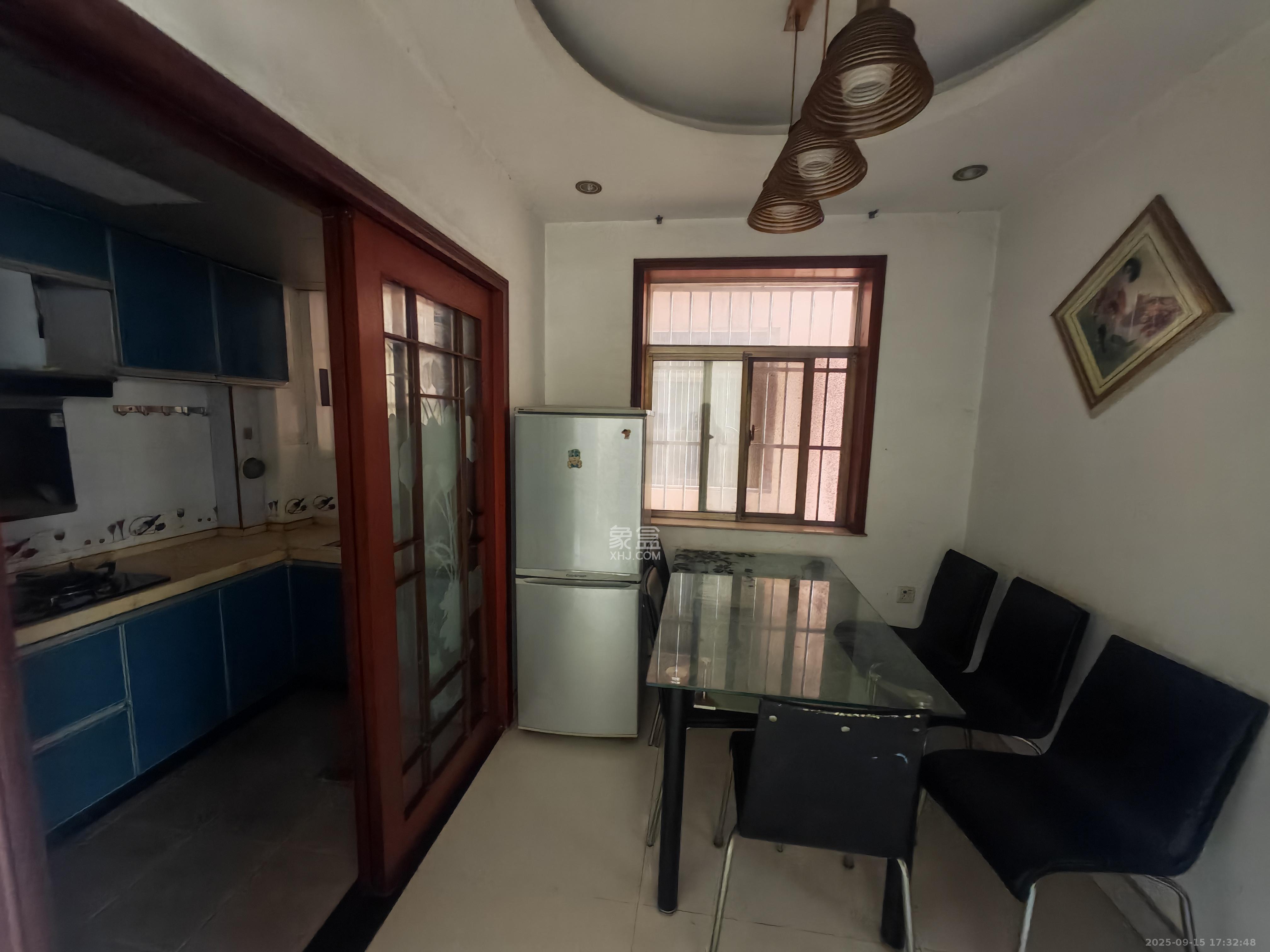 锦湘国际星城二期(锦雅苑) 3室2厅1卫 2700.0元/月 锦湘国际星城二期(锦雅苑) 3室2厅1卫 2700.0元/月室内图