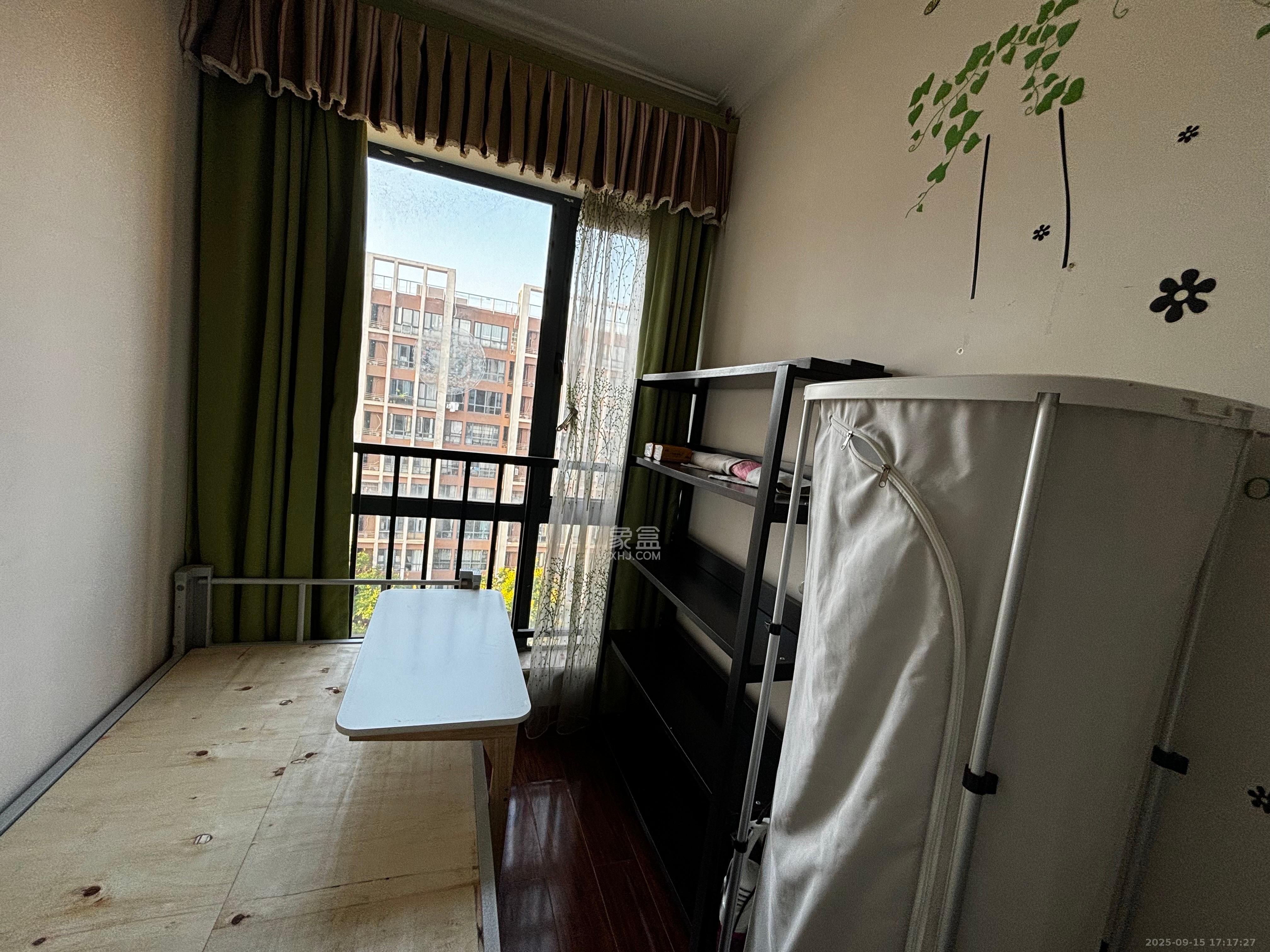 中建芙蓉工社 2室1厅1卫 1600.0元/月 中建芙蓉工社 2室1厅1卫 1600.0元/月室内图