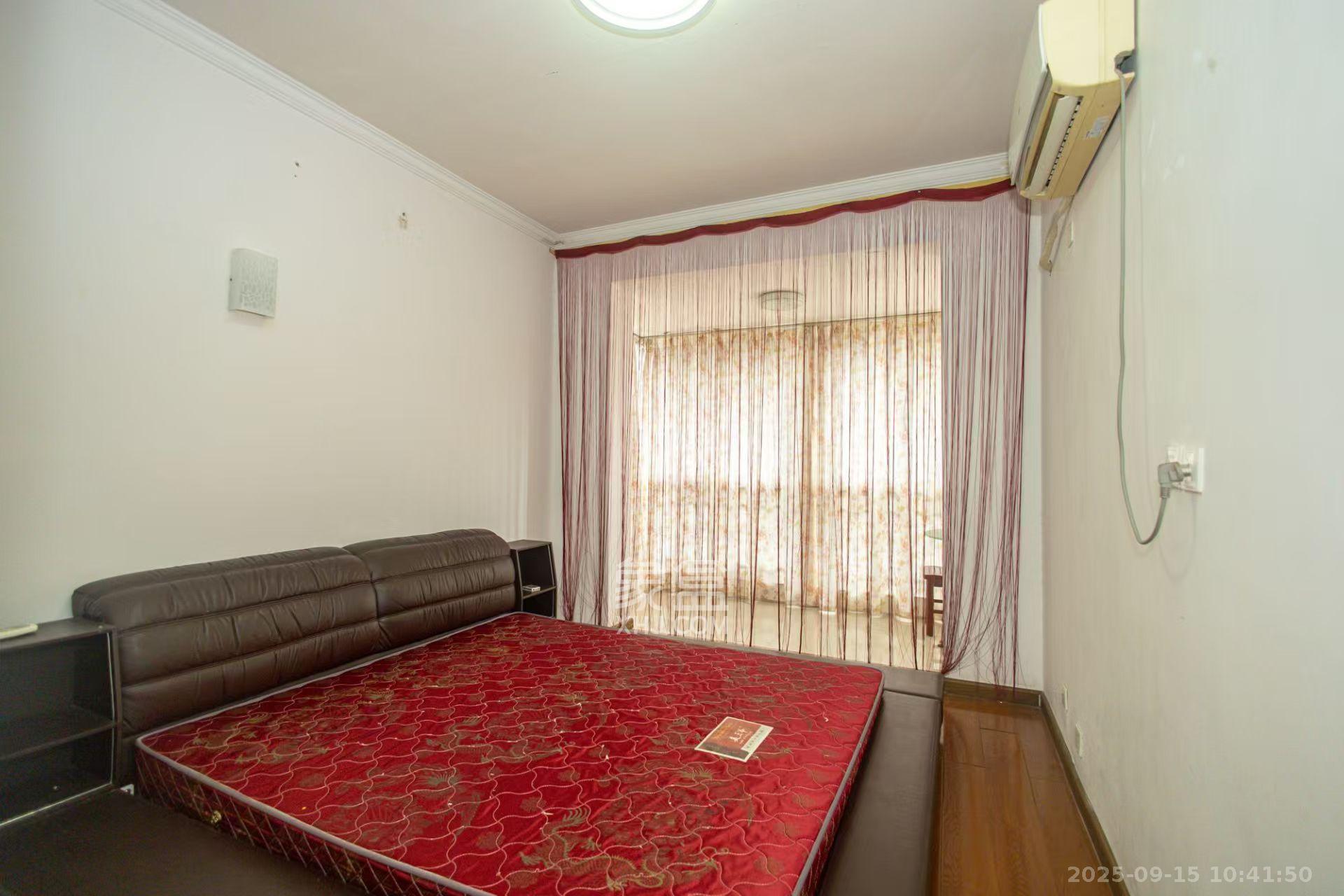 湘绣城  2室2厅1卫    1500.0元/月室内图