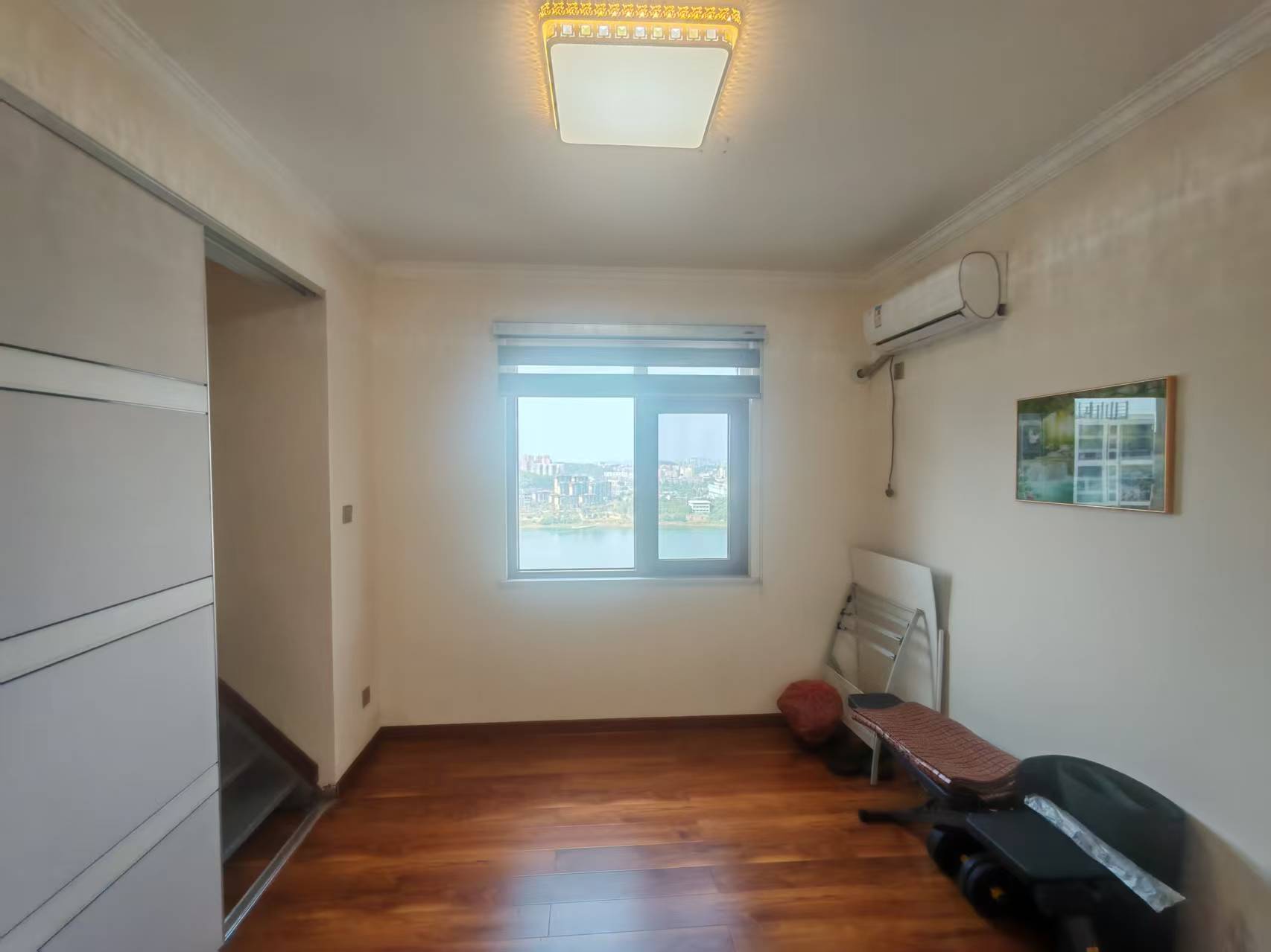 滨江花园 3室2厅2卫 58.0万 滨江花园 3室2厅2卫 58.0万室内图