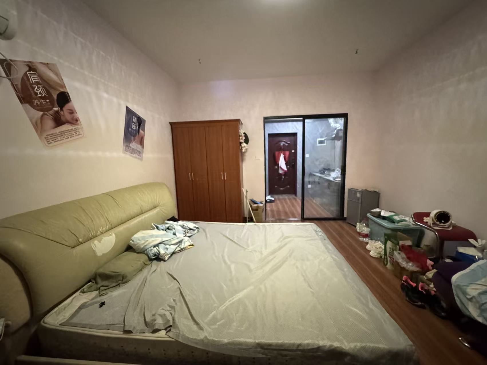 金质颐园  1室1厅1卫    18.0万 金质颐园  1室1厅1卫    18.0万室内图