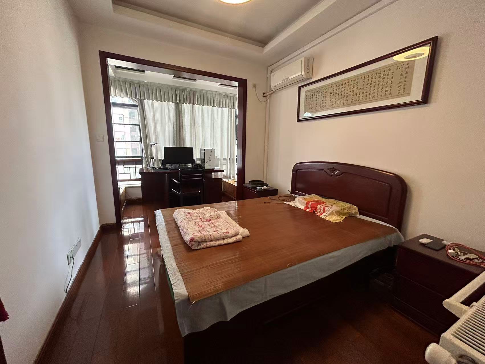 流金岁月-华晨国际 4室2厅3卫 120.0万 流金岁月-华晨国际 4室2厅3卫 120.0万室内图