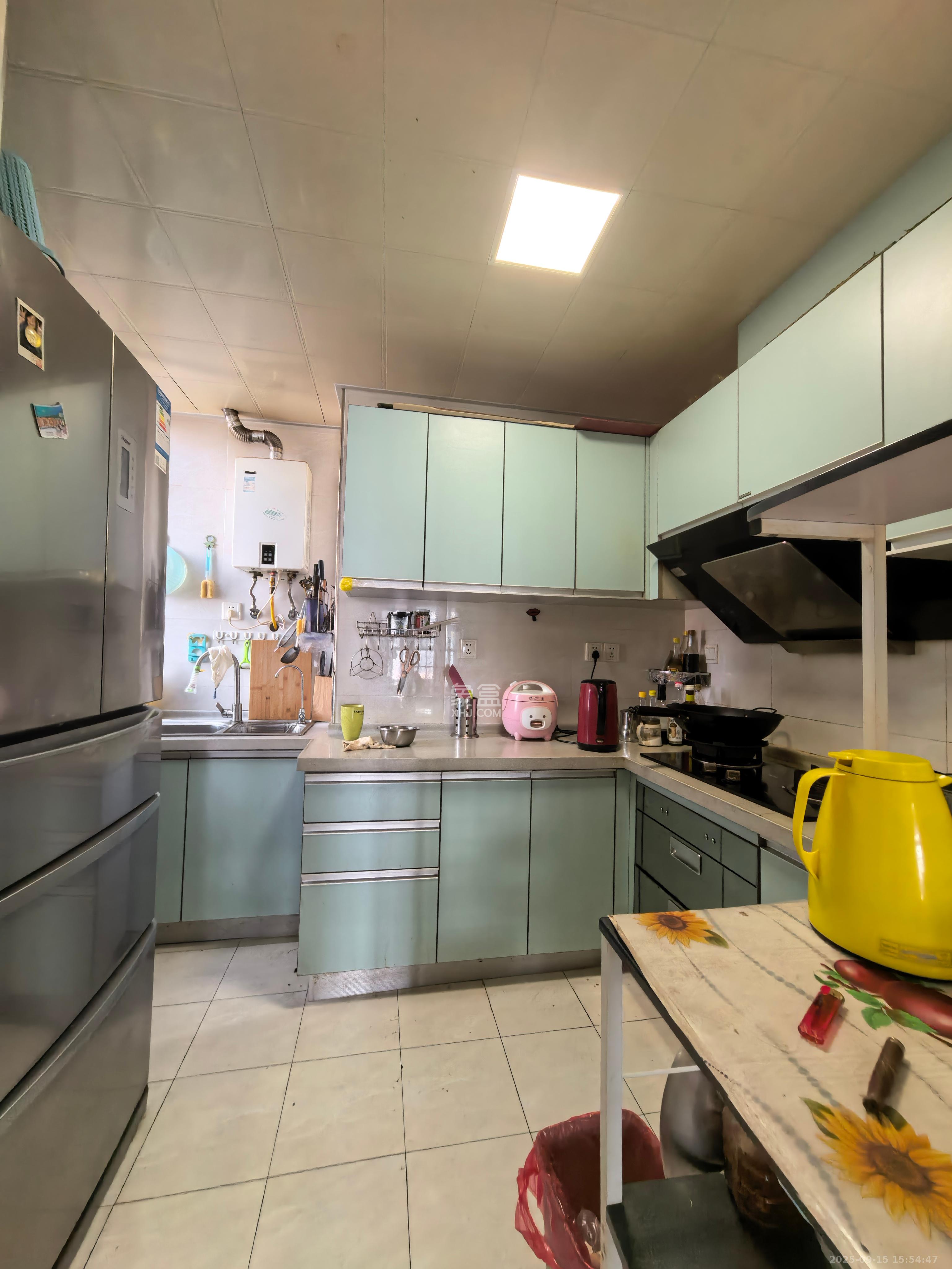 海洋半岛(月珑湾) 3室2厅1卫 2500.0元/月 海洋半岛(月珑湾) 3室2厅1卫 2500.0元/月室内图