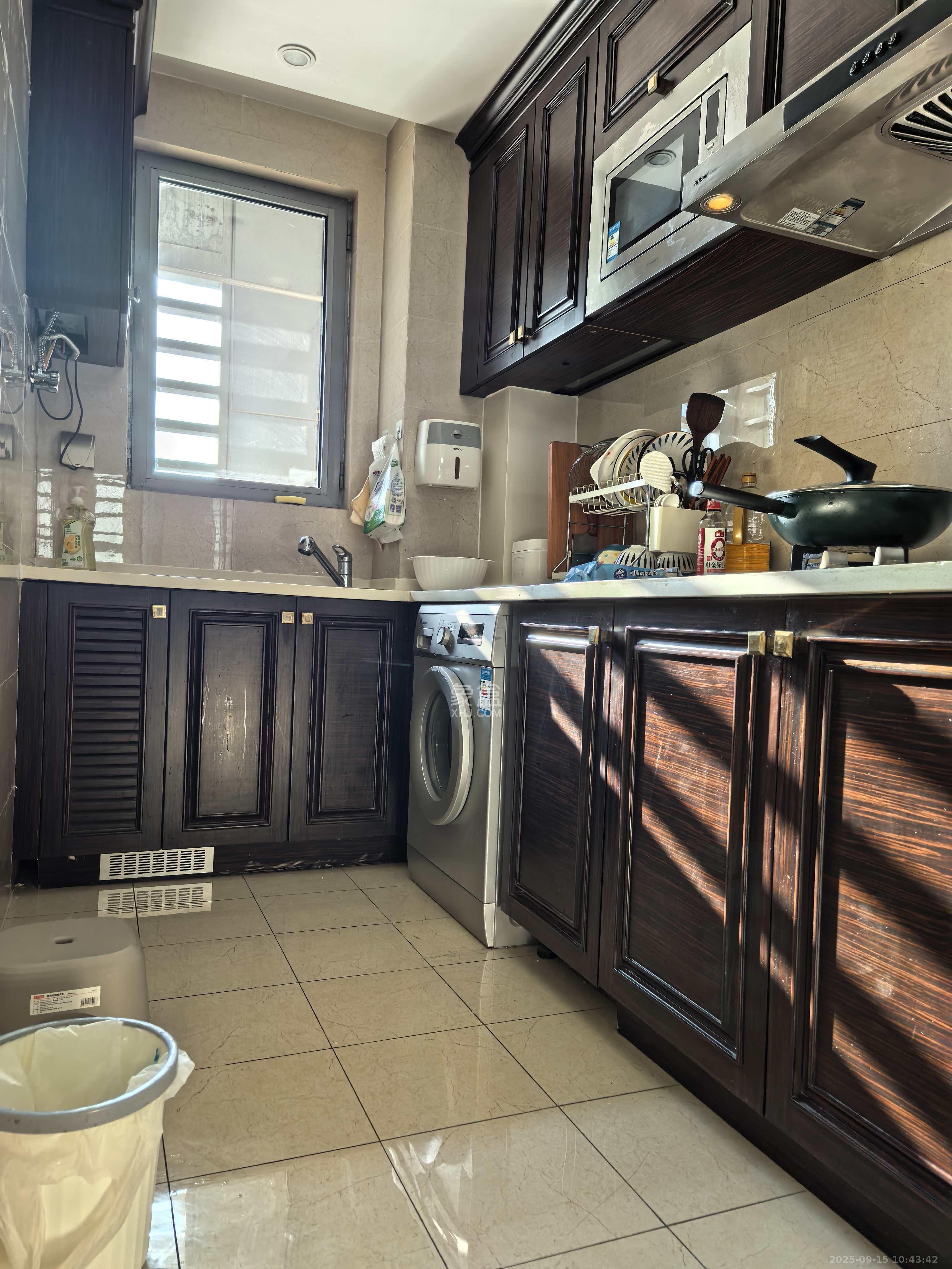 华远国际公寓  2室2厅2卫    6800.0元/月室内图