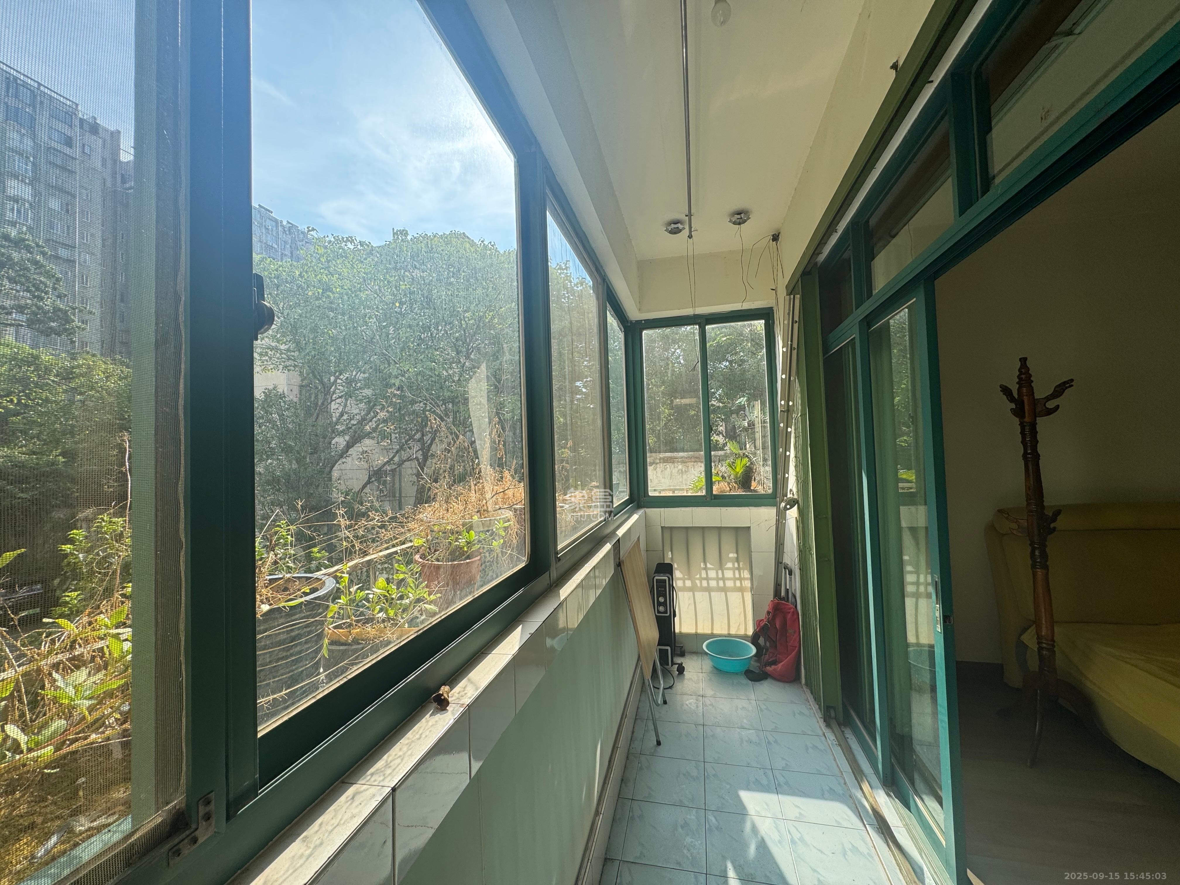 华盛家园  3室2厅2卫    2500.0元/月室内图