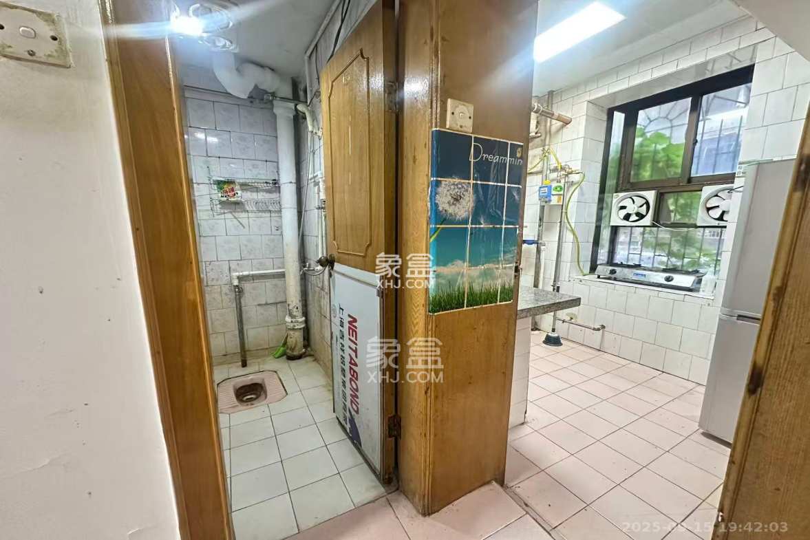 便河边散盘 3室1厅1卫 2400.0元/月 便河边散盘 3室1厅1卫 2400.0元/月室内图