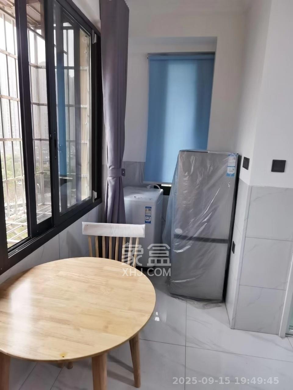 嘉荣苑 1室1厅1卫 1300.0元/月 嘉荣苑 1室1厅1卫 1300.0元/月室内图