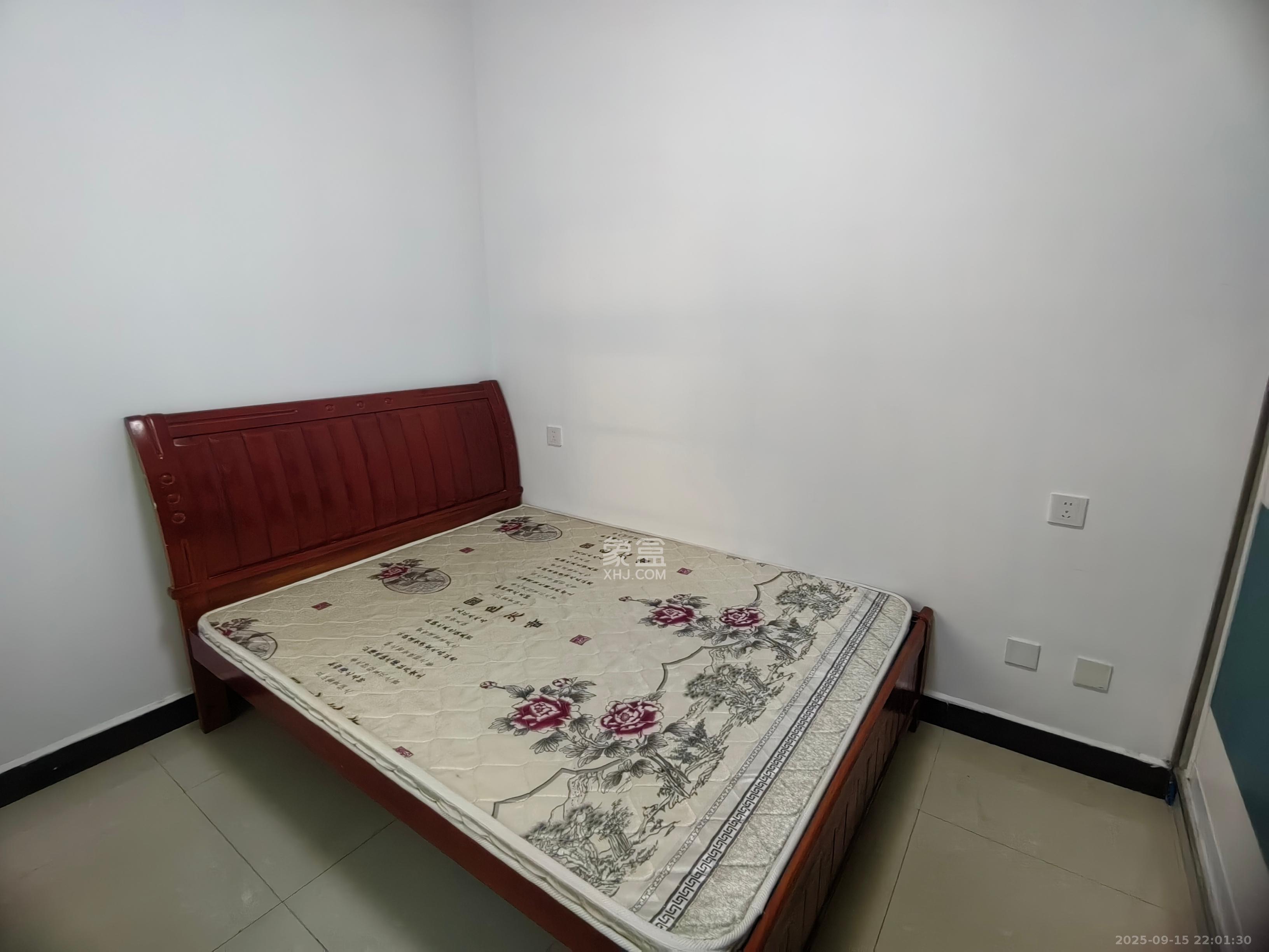 洞井二小区 2室2厅1卫 1700.0元/月 洞井二小区 2室2厅1卫 1700.0元/月室内图