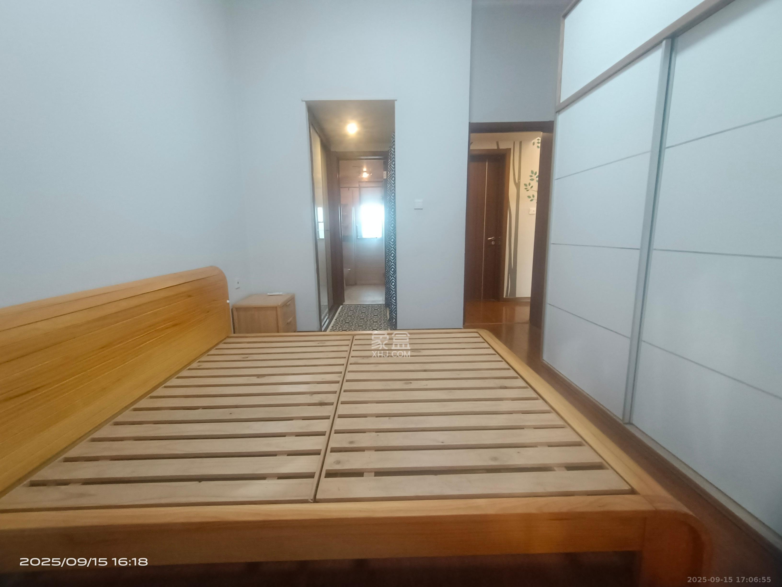 万科金域华府三四期 4室2厅2卫 2400.0元/月 万科金域华府三四期 4室2厅2卫 2400.0元/月室内图