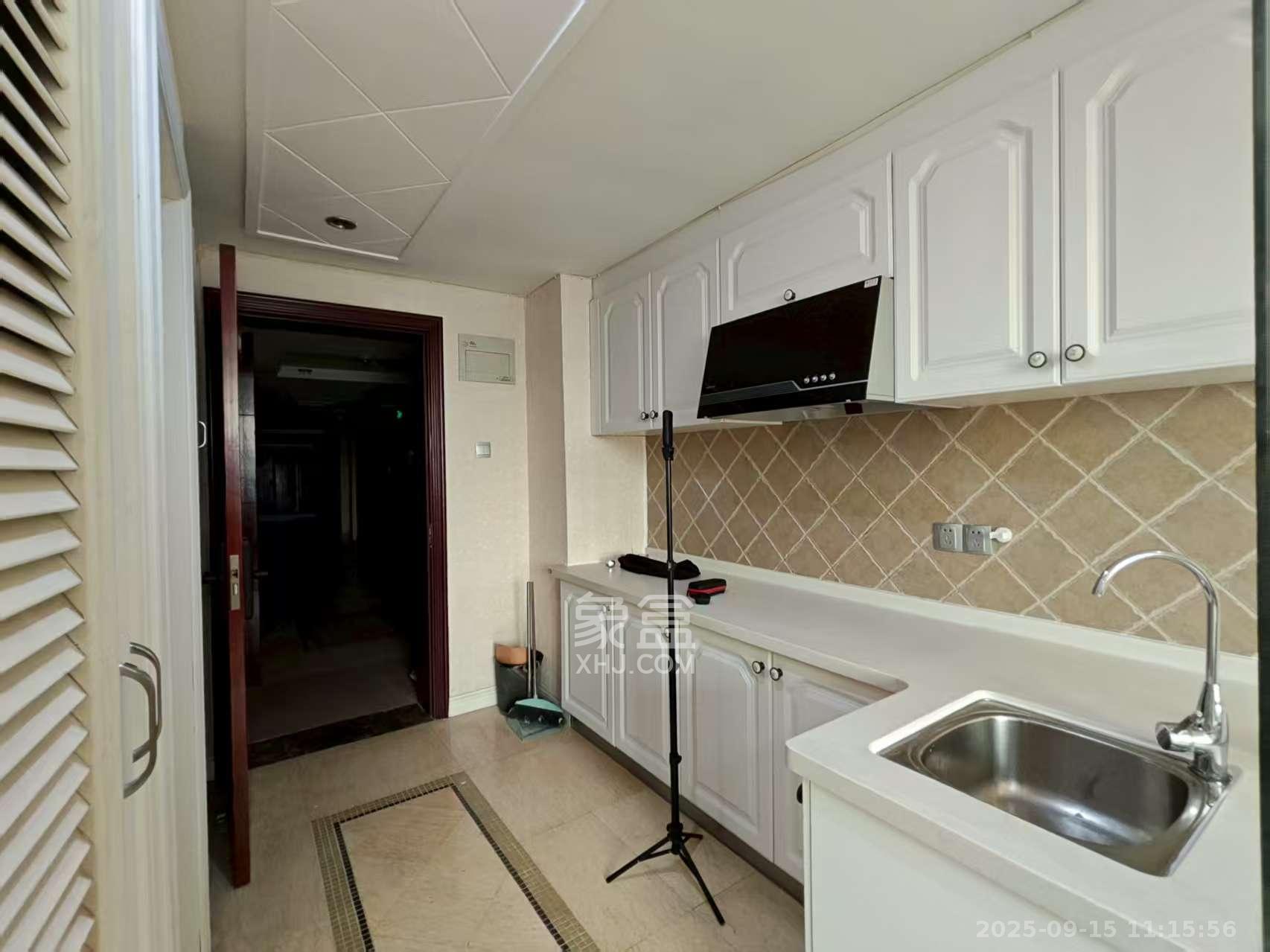 沁园春御院 1室1厅1卫 1650.0元/月 沁园春御院 1室1厅1卫 1650.0元/月室内图