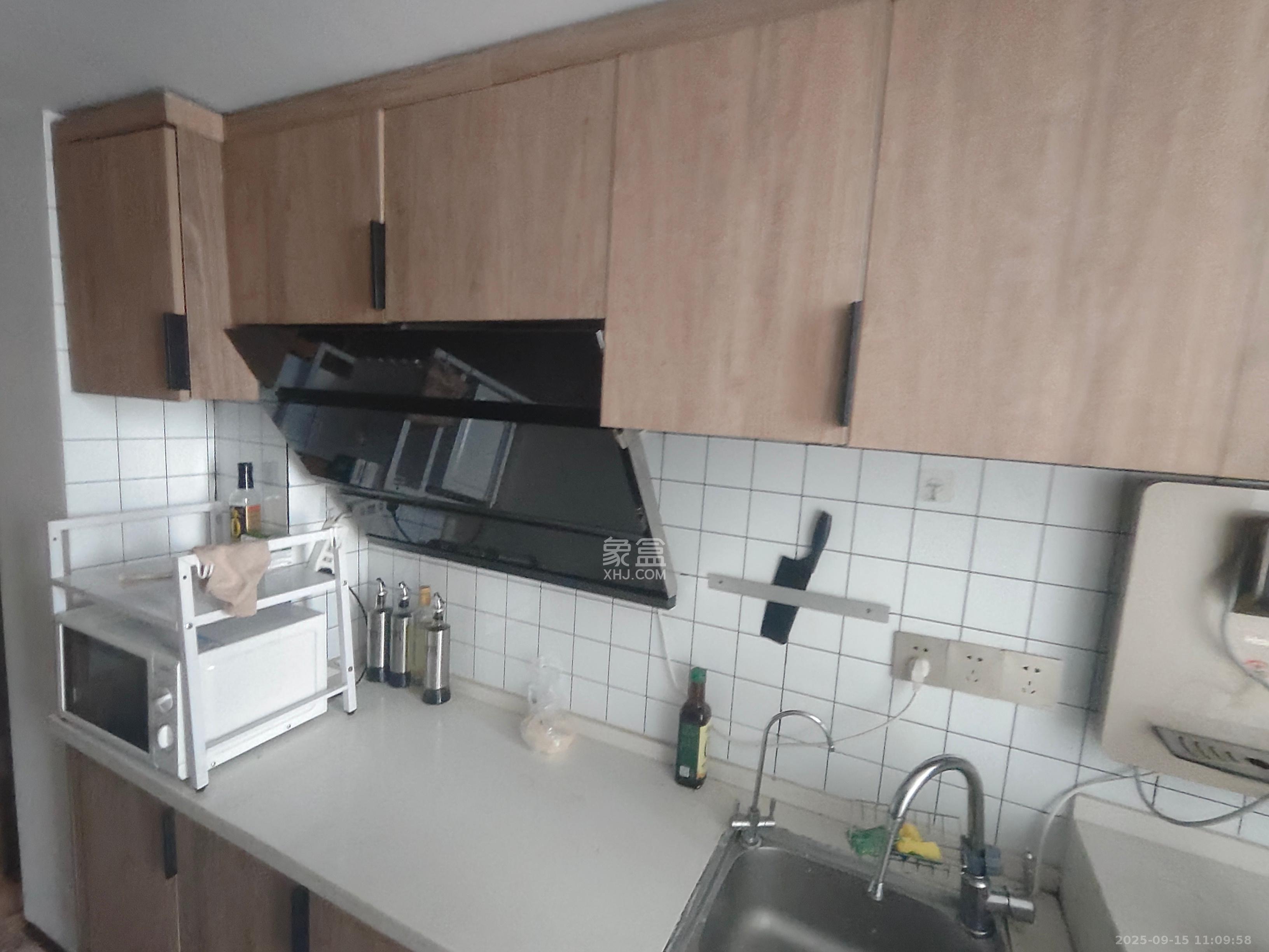 龙湖湘江星座（祺鑫星座公寓）  1室1厅1卫    1900.0元/月室内图