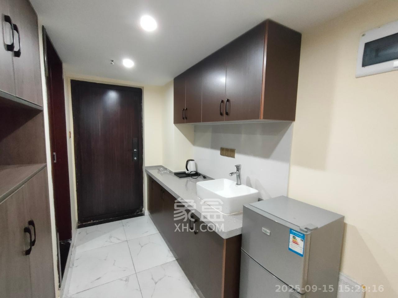 东盈商业广场（华泉城市广场）  1室0厅1卫    1950.0元/月室内图