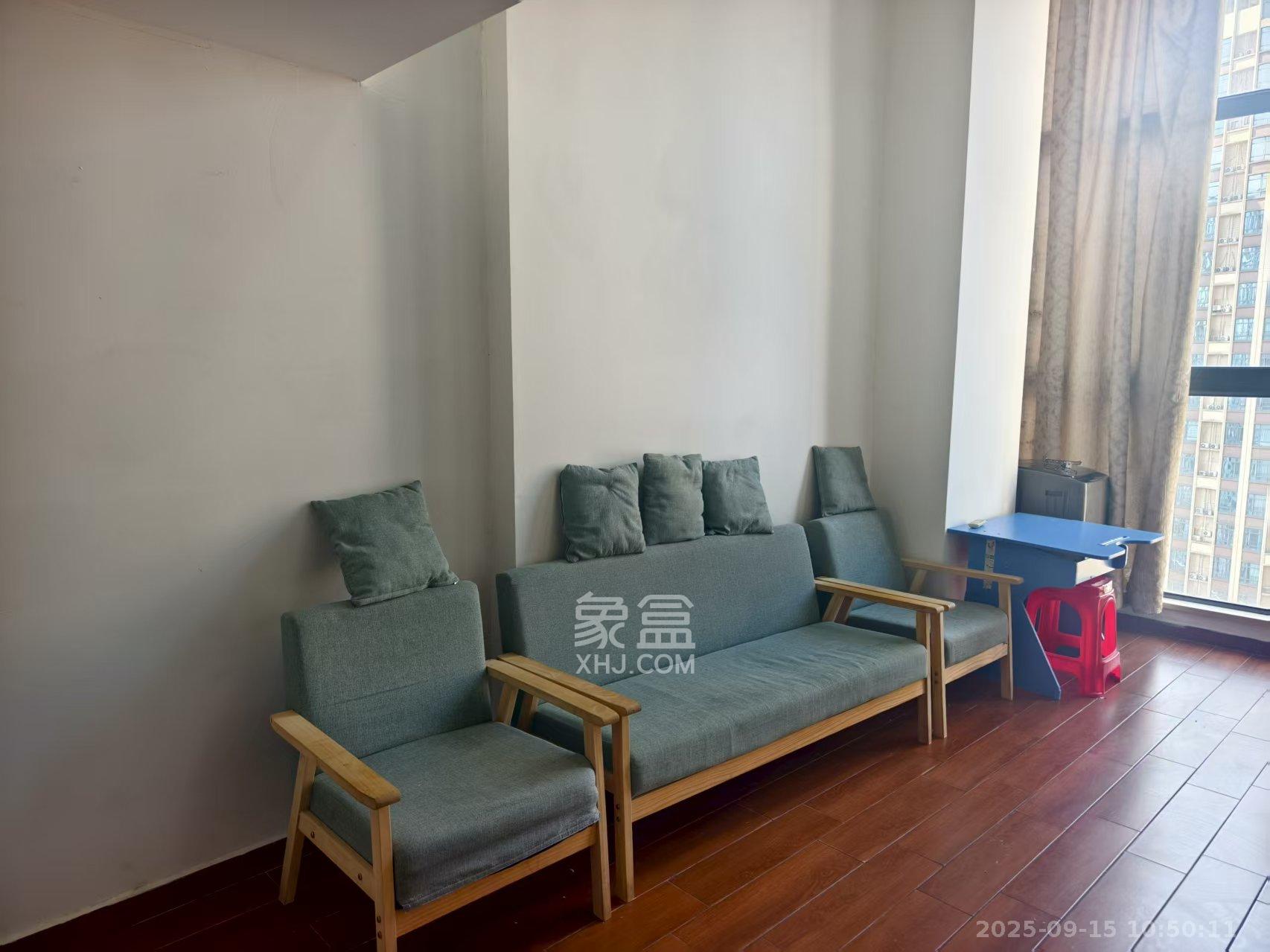 兰亭湾畔 1室1厅1卫 1600.0元/月 兰亭湾畔 1室1厅1卫 1600.0元/月室内图