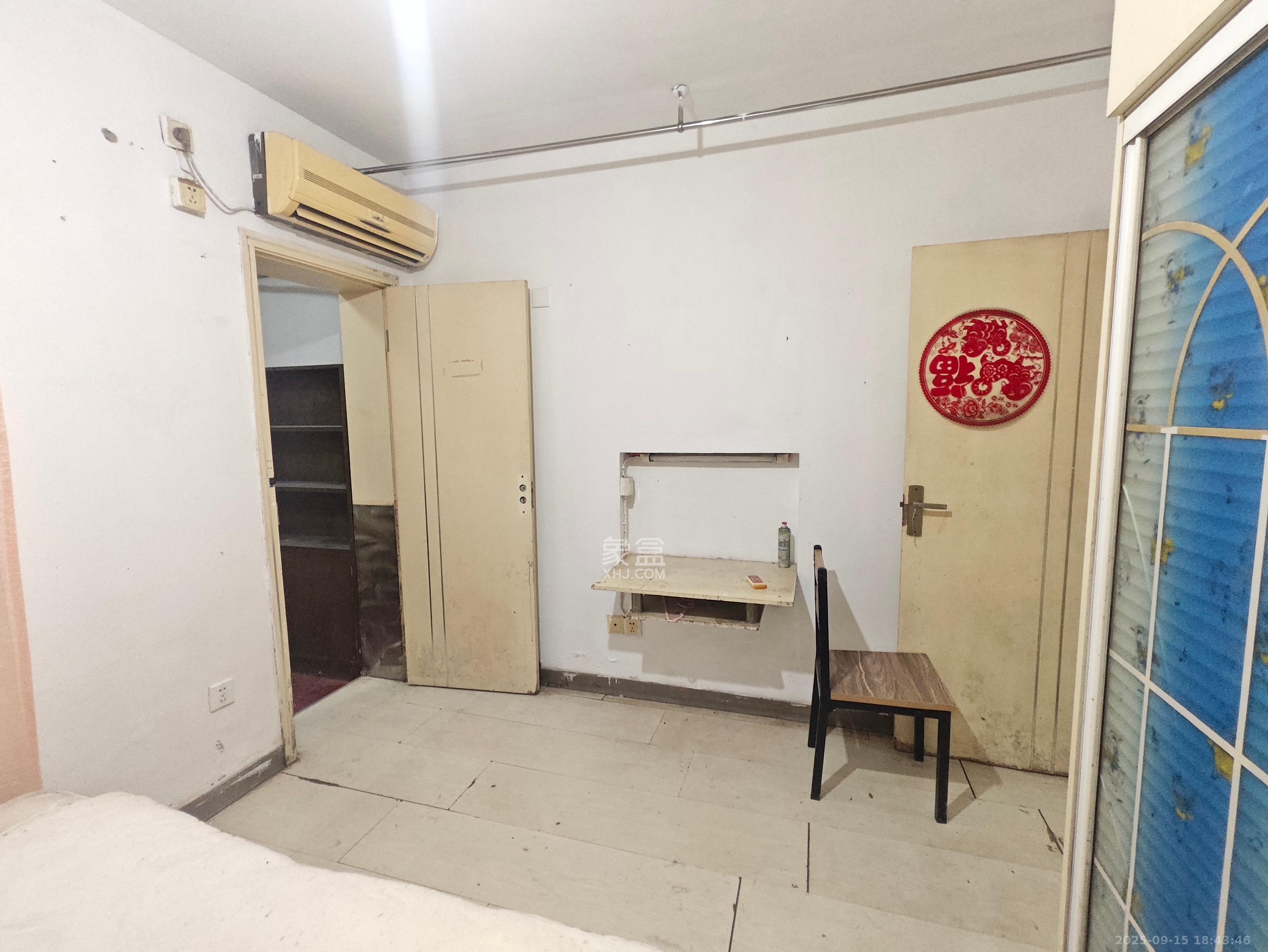 静谧园  1室1厅1卫   1000.00元/月室内图