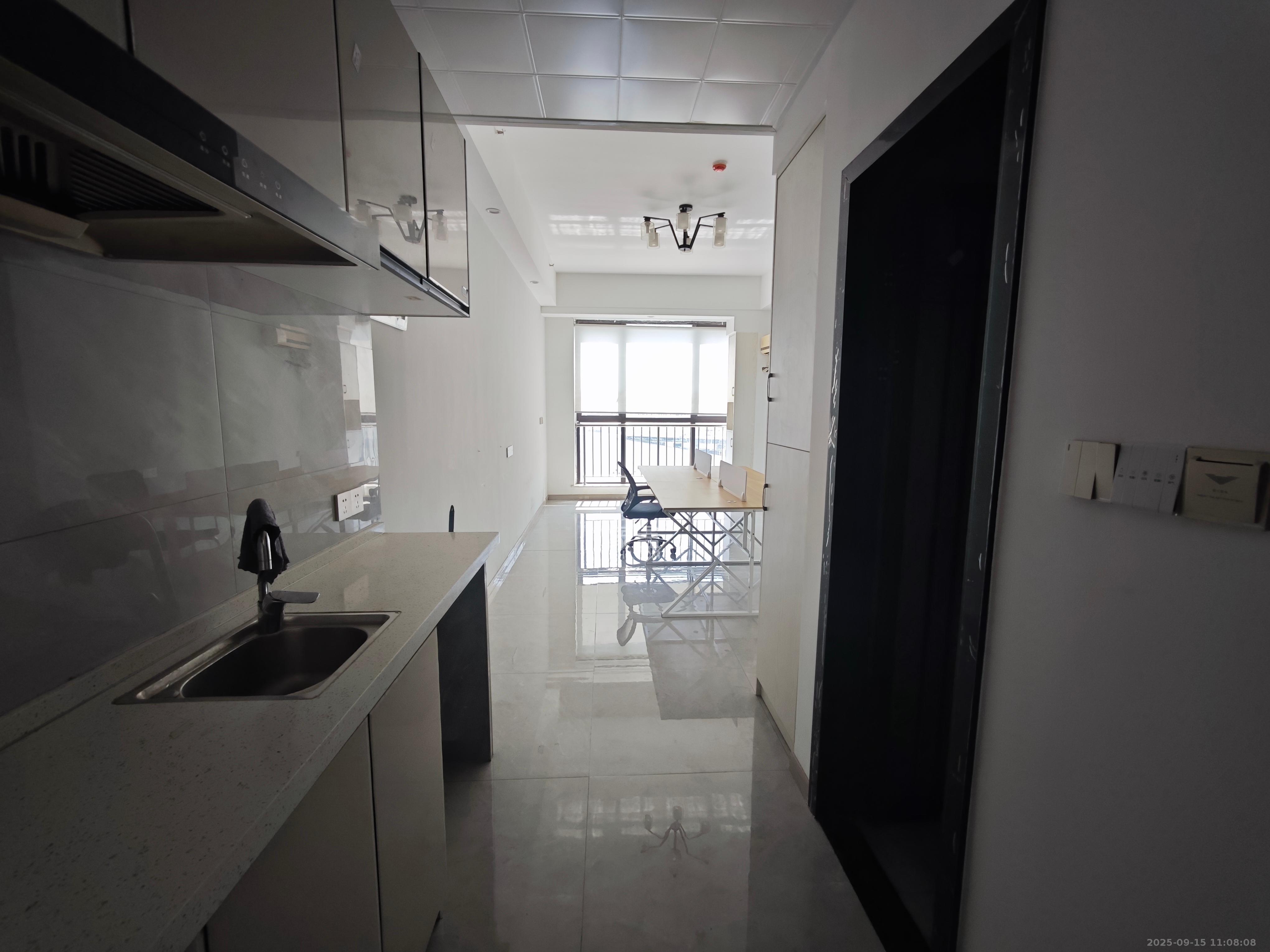 润和滨江府 1室0厅0卫 1400.0元/月 润和滨江府 1室0厅0卫 1400.0元/月室内图