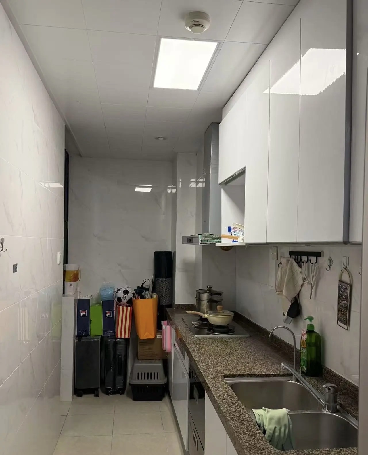 恒大美丽沙天寰湾  1室1厅1卫    3500.0元/月室内图