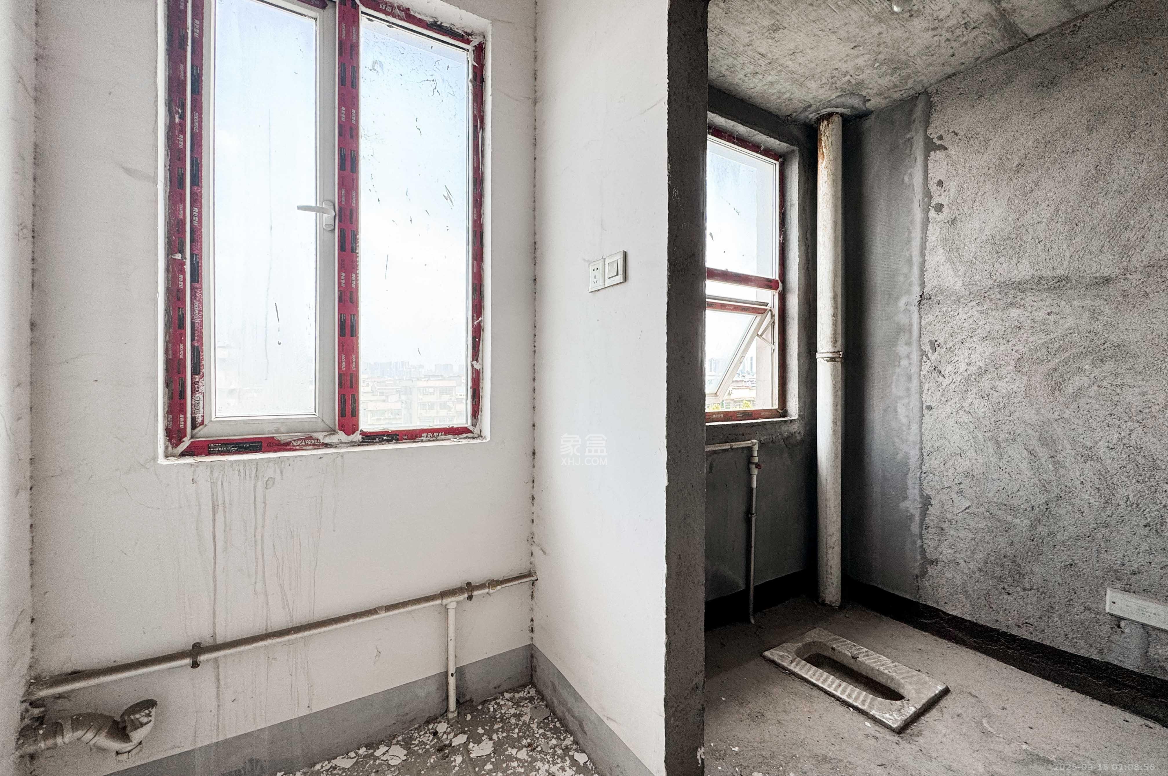 麓阳和景雅苑 4室2厅2卫 122.0万 麓阳和景雅苑 4室2厅2卫 122.0万其他