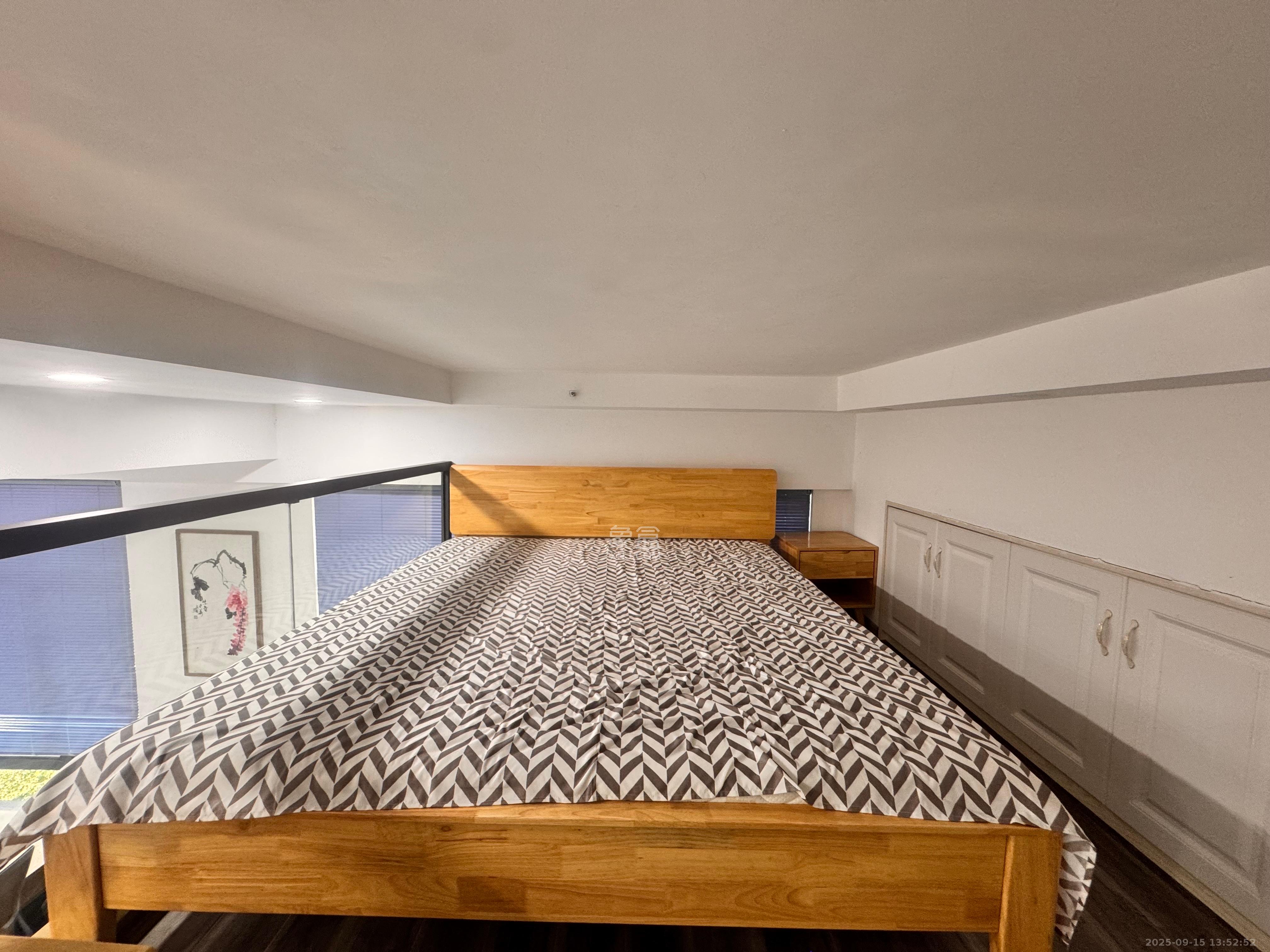 荣悦台 1室1厅1卫 2500.0元/月 荣悦台 1室1厅1卫 2500.0元/月室内图