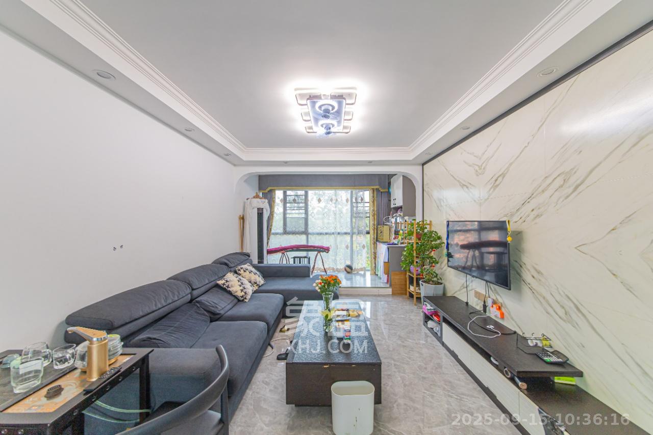 保利阆峰云墅 3室2厅2卫 2000.0元/月 保利阆峰云墅 3室2厅2卫 2000.0元/月室内图