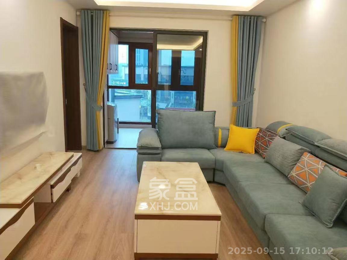 汇金城/嘉华城(二期、三期) 3室2厅2卫 2600.0元/月 汇金城/嘉华城(二期、三期) 3室2厅2卫 2600.0元/月室内图