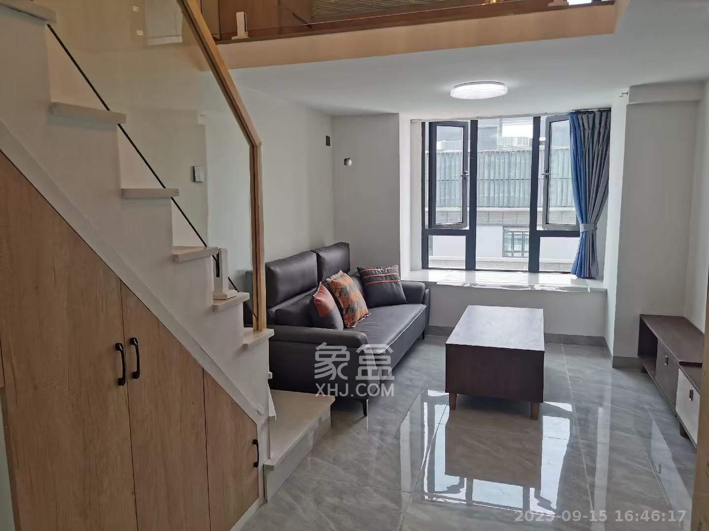 映客龙湖璟翠公馆（映客龙湖璟翠中心）   38.0㎡      1800.0元/月