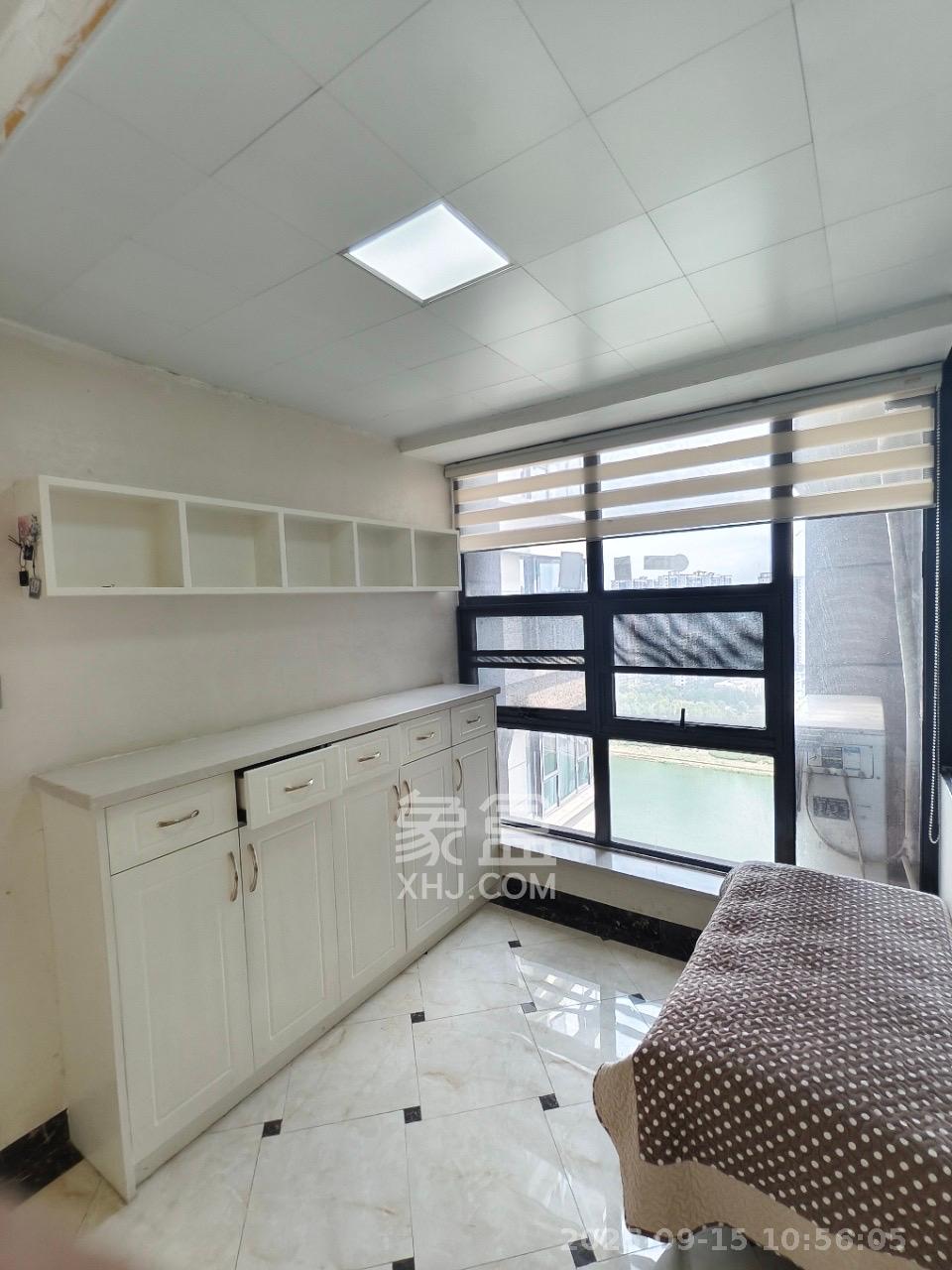 红橡华园(菲莎公馆)  3室2厅2卫    5500.0元/月室内图