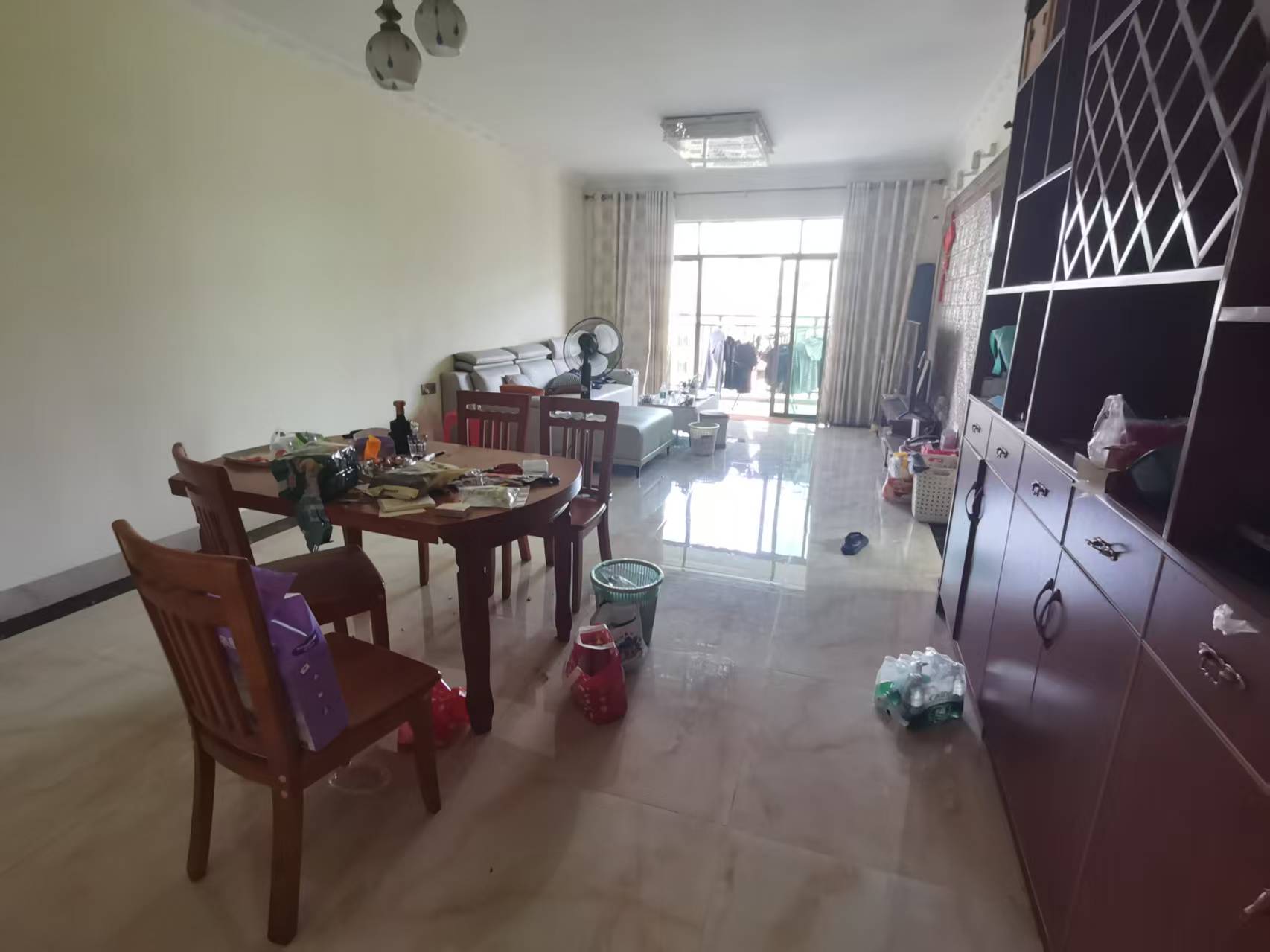 易瓒良庄  2室2厅1卫    96.0万 易瓒良庄  2室2厅1卫    96.0万室内图