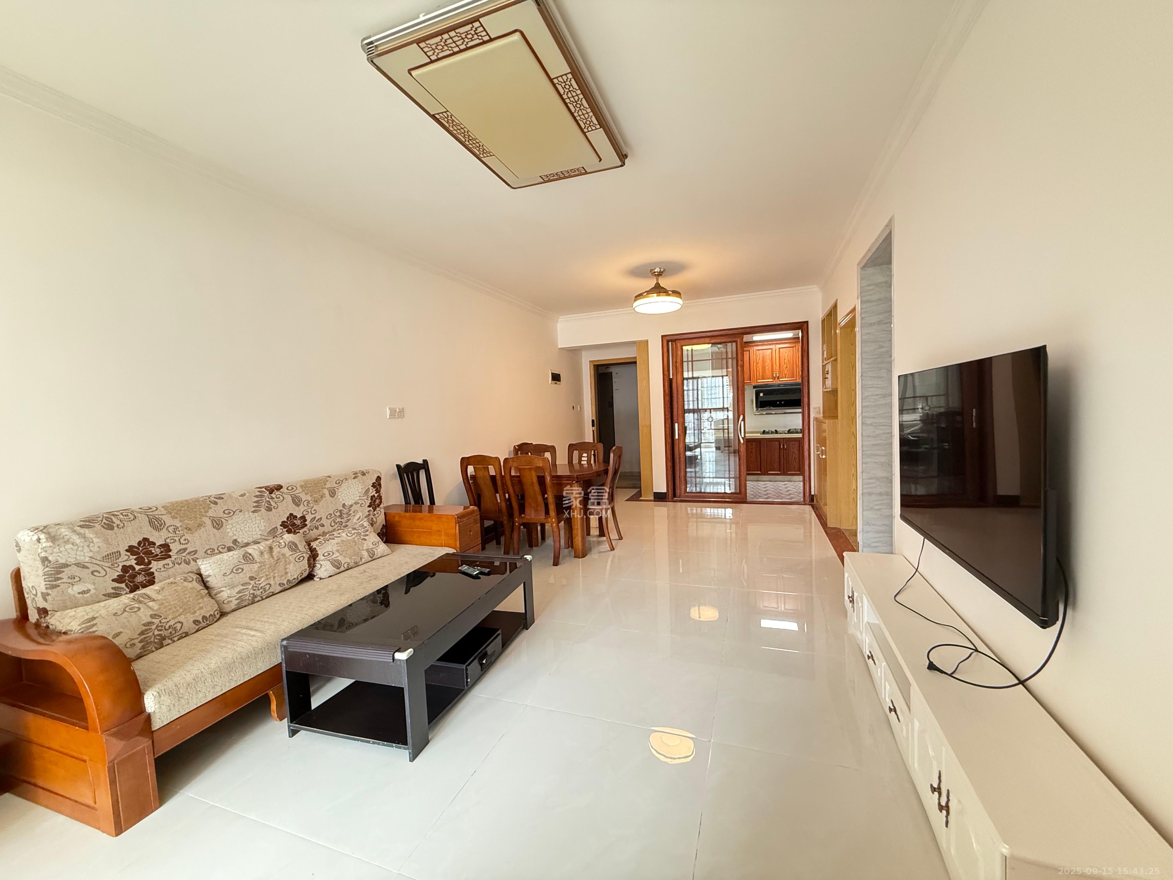 梅溪湖合能璞丽 3室2厅2卫 2400.0元/月 梅溪湖合能璞丽 3室2厅2卫 2400.0元/月室内图