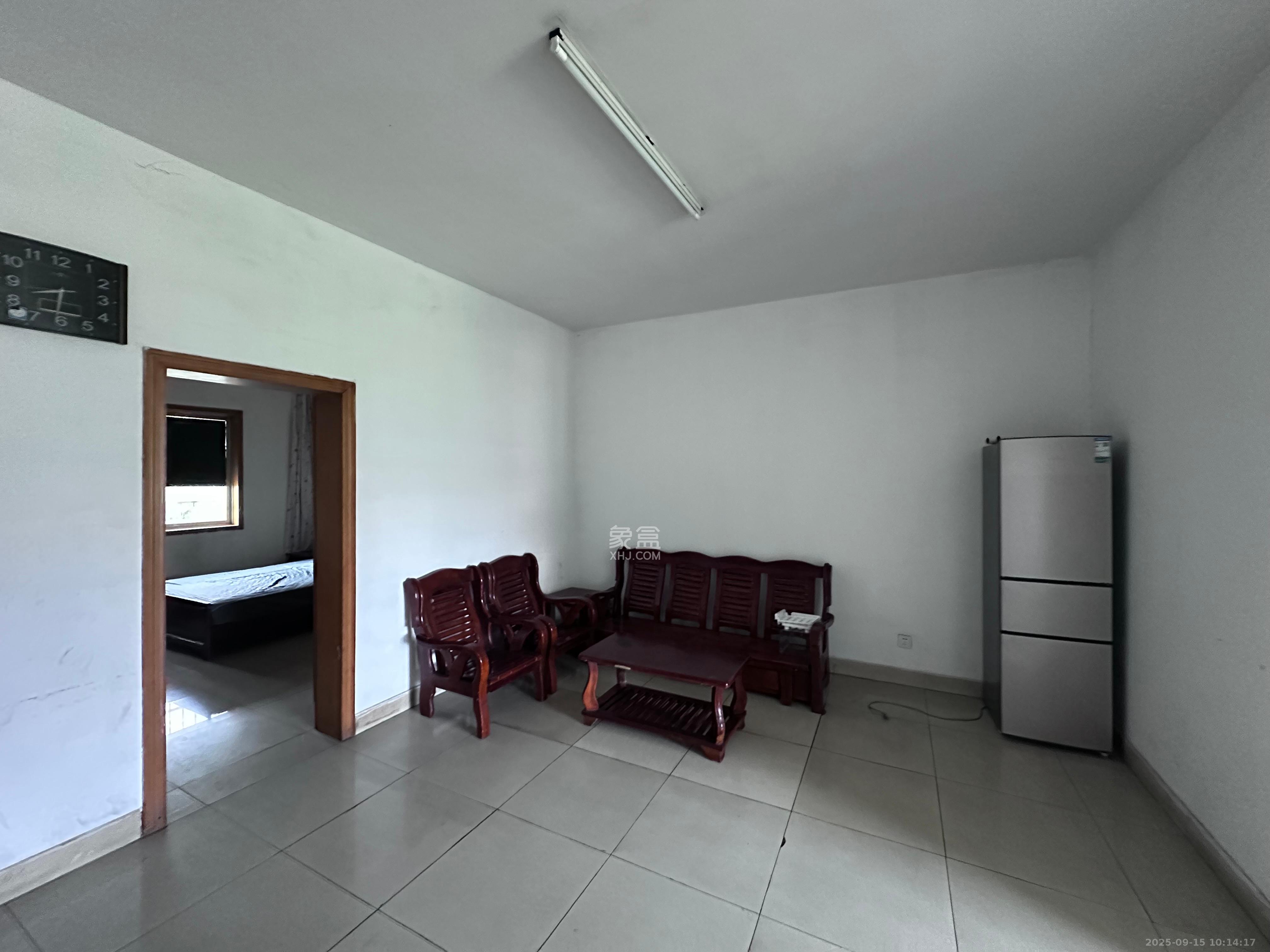 马王堆陶瓷建材新城 2室2厅1卫 1500.0元/月 马王堆陶瓷建材新城 2室2厅1卫 1500.0元/月室内图