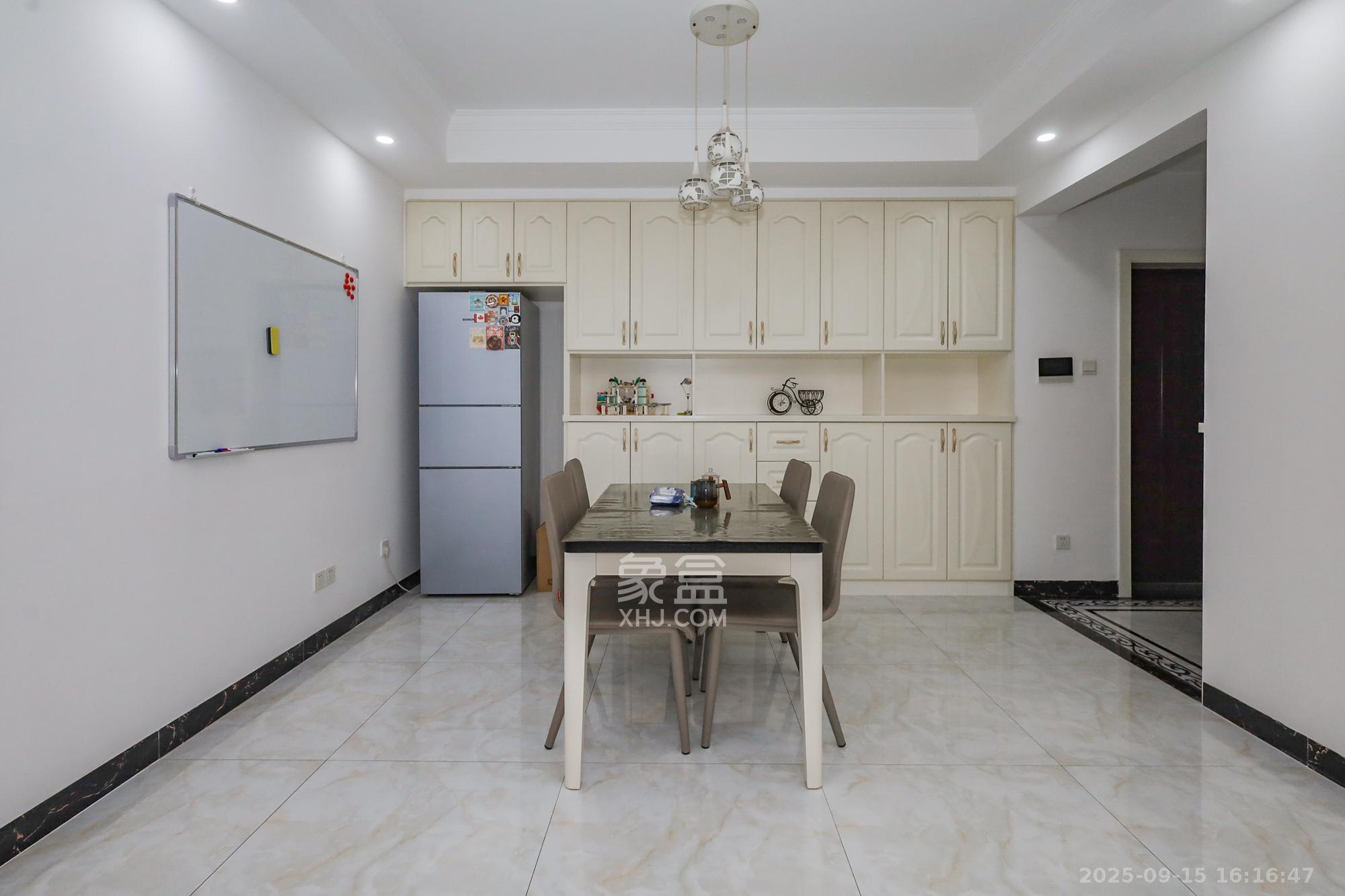 八方小区C区  3室2厅1卫    330.0万 八方小区C区  3室2厅1卫    330.0万其他