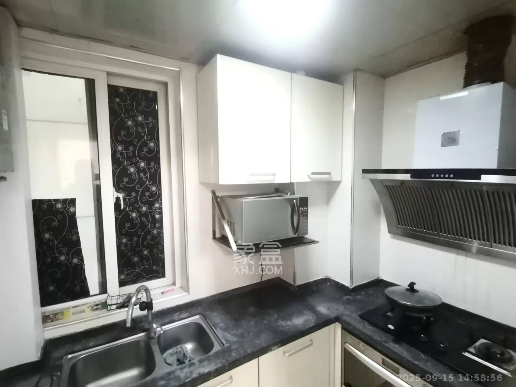 三重星都心  2室2厅1卫    2300.0元/月室内图