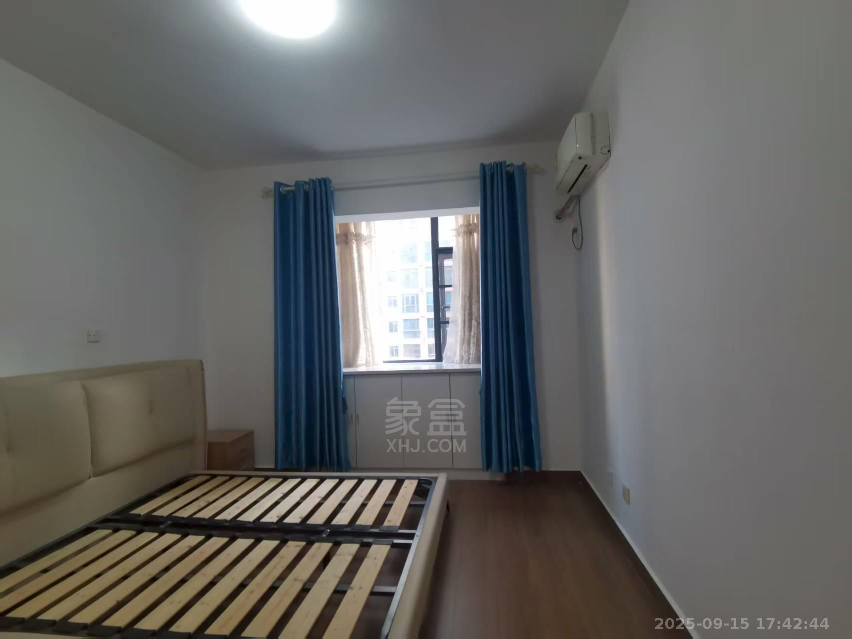 庐山春天早安华晨  2室1厅1卫    1700.0元/月 庐山春天早安华晨  2室1厅1卫    1700.0元/月室内图