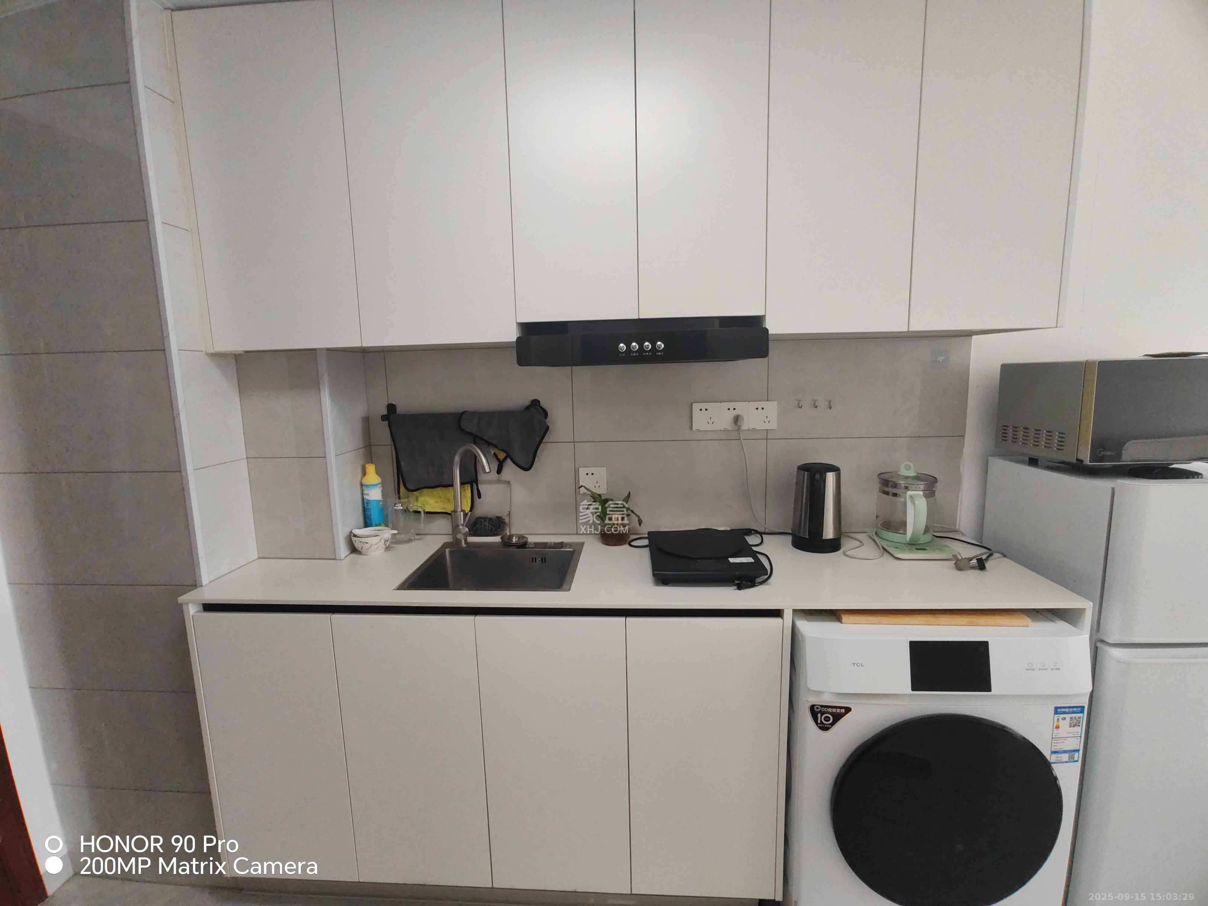 碧桂园城市之光 1室1厅1卫 1600.0元/月 碧桂园城市之光 1室1厅1卫 1600.0元/月室内图