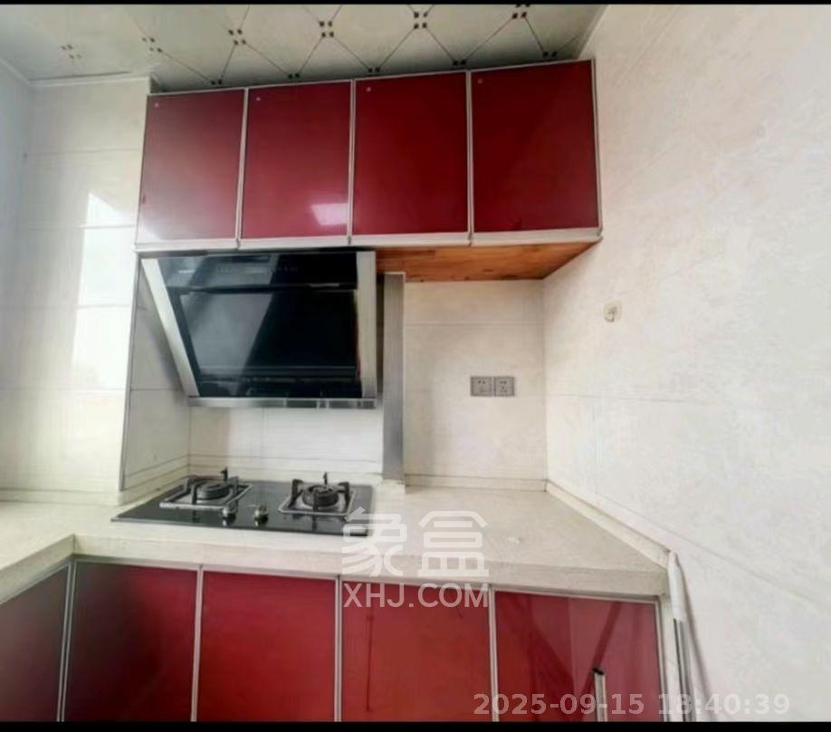 新城新世界一二三期  3室2厅1卫    2500.0元/月室内图