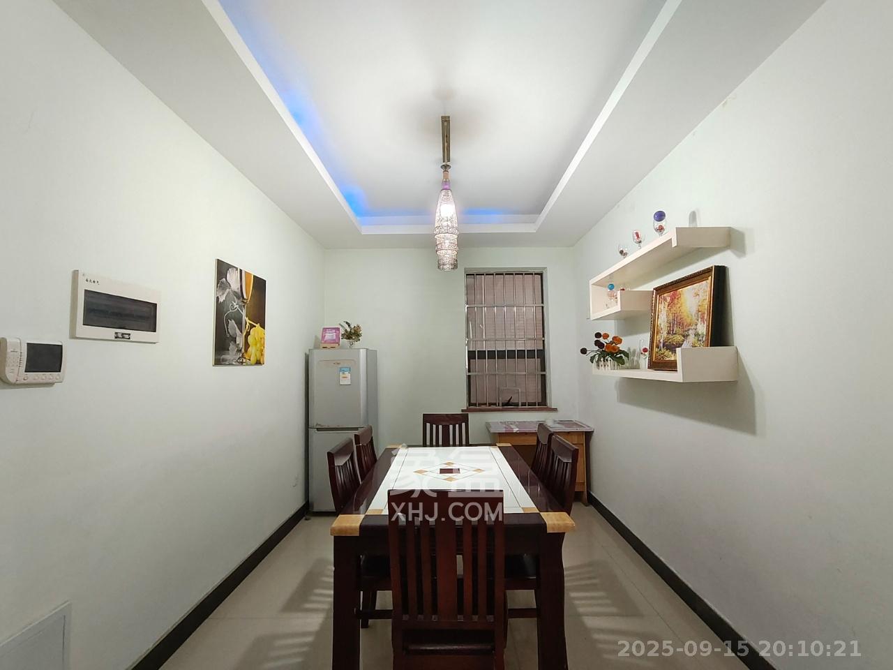 融圣国际 3室1厅2卫 3700.0元/月 融圣国际 3室1厅2卫 3700.0元/月室内图