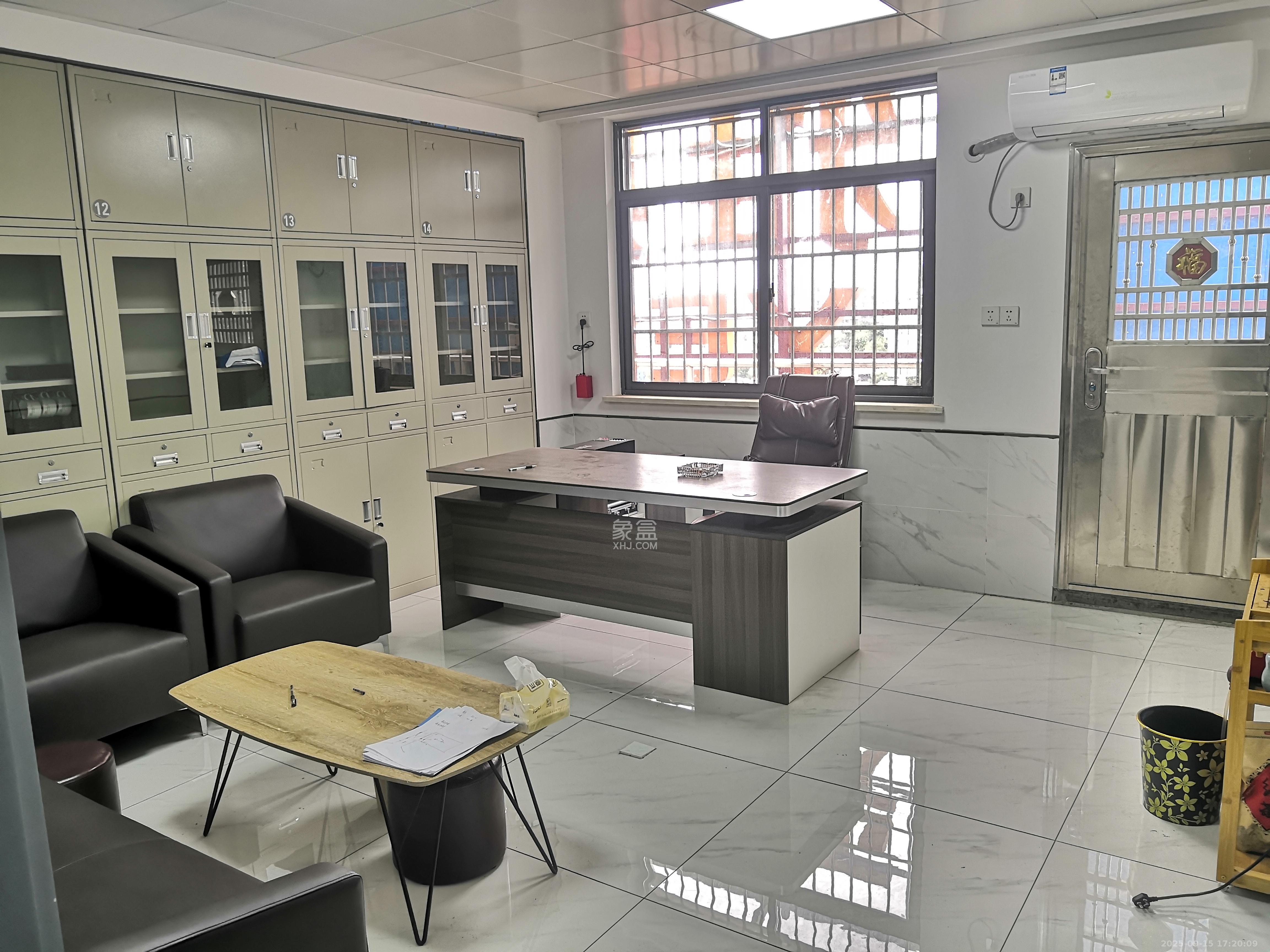 龙塘安置区(龙塘小区)  1室0厅0卫    6500.0元/月 龙塘安置区(龙塘小区)  1室0厅0卫    6500.0元/月