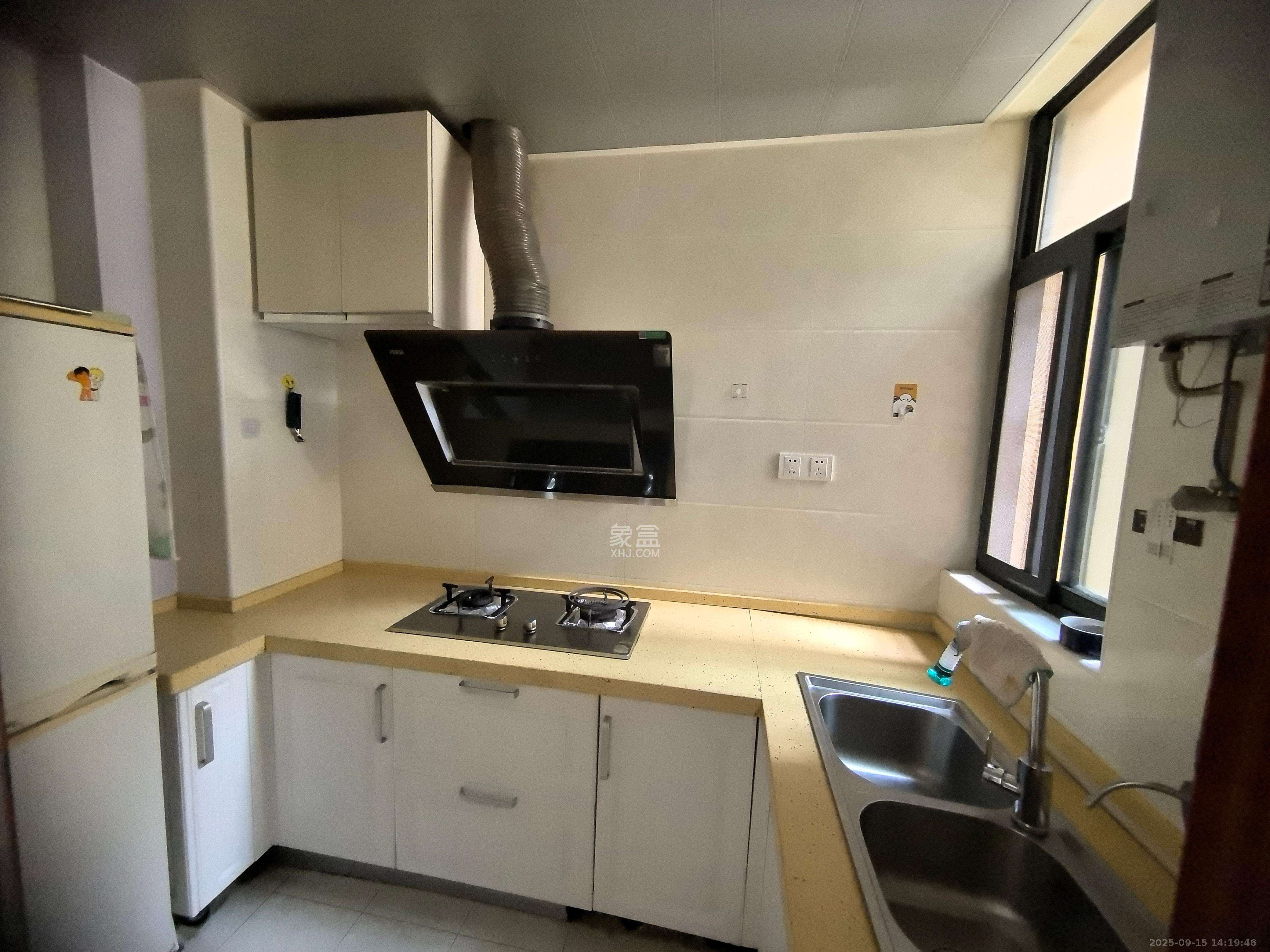 安泰嘉园（湘府邻伴）  2室2厅1卫    2300.0元/月室内图