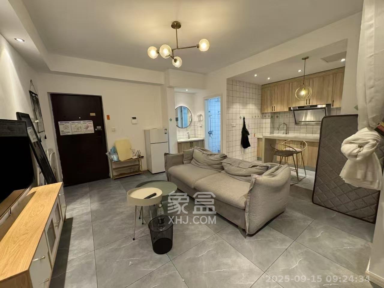 欧亚达国际广场 2室1厅1卫 2300.0元/月 欧亚达国际广场 2室1厅1卫 2300.0元/月室内图