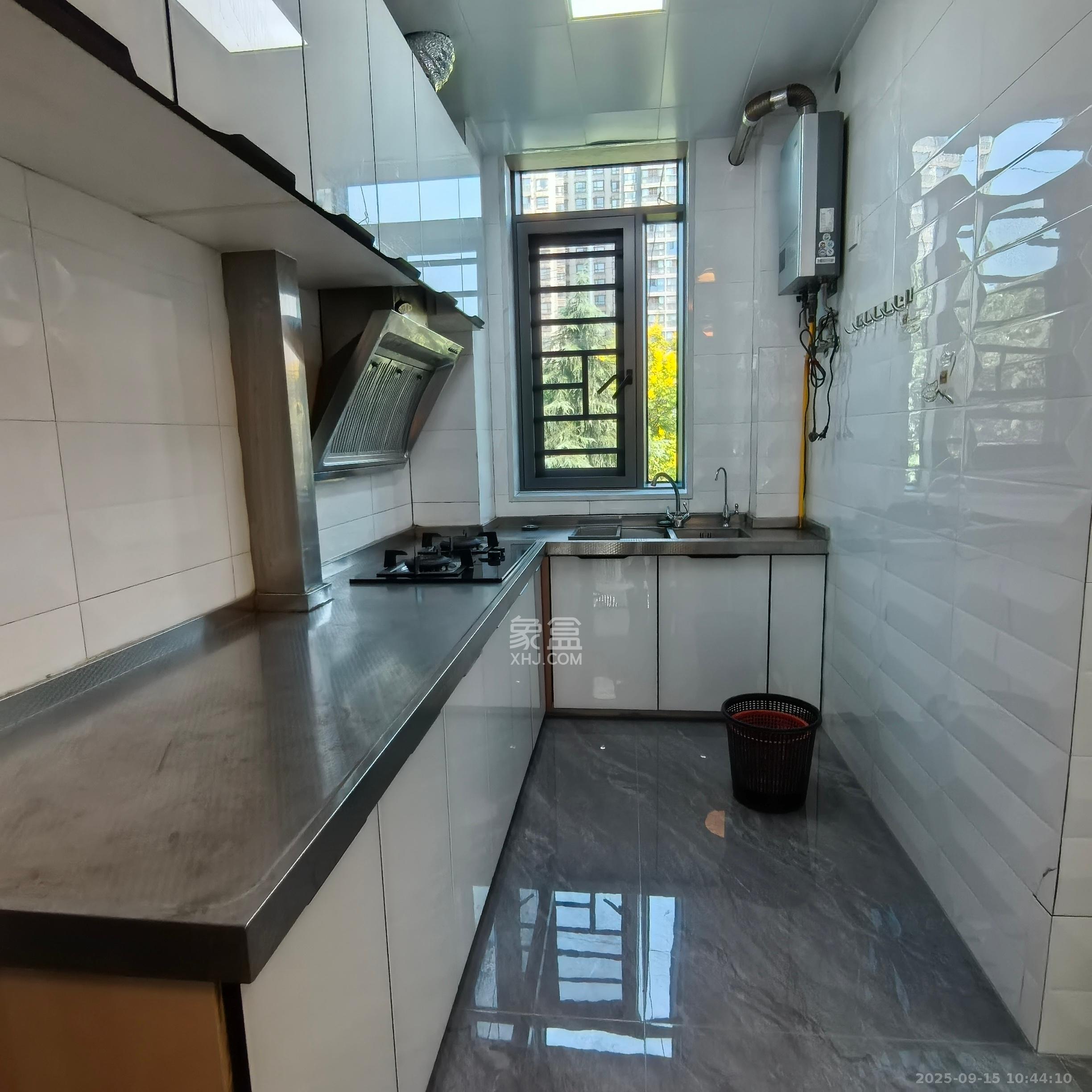 水木兰庭 2室2厅1卫 2100.0元/月 水木兰庭 2室2厅1卫 2100.0元/月室内图