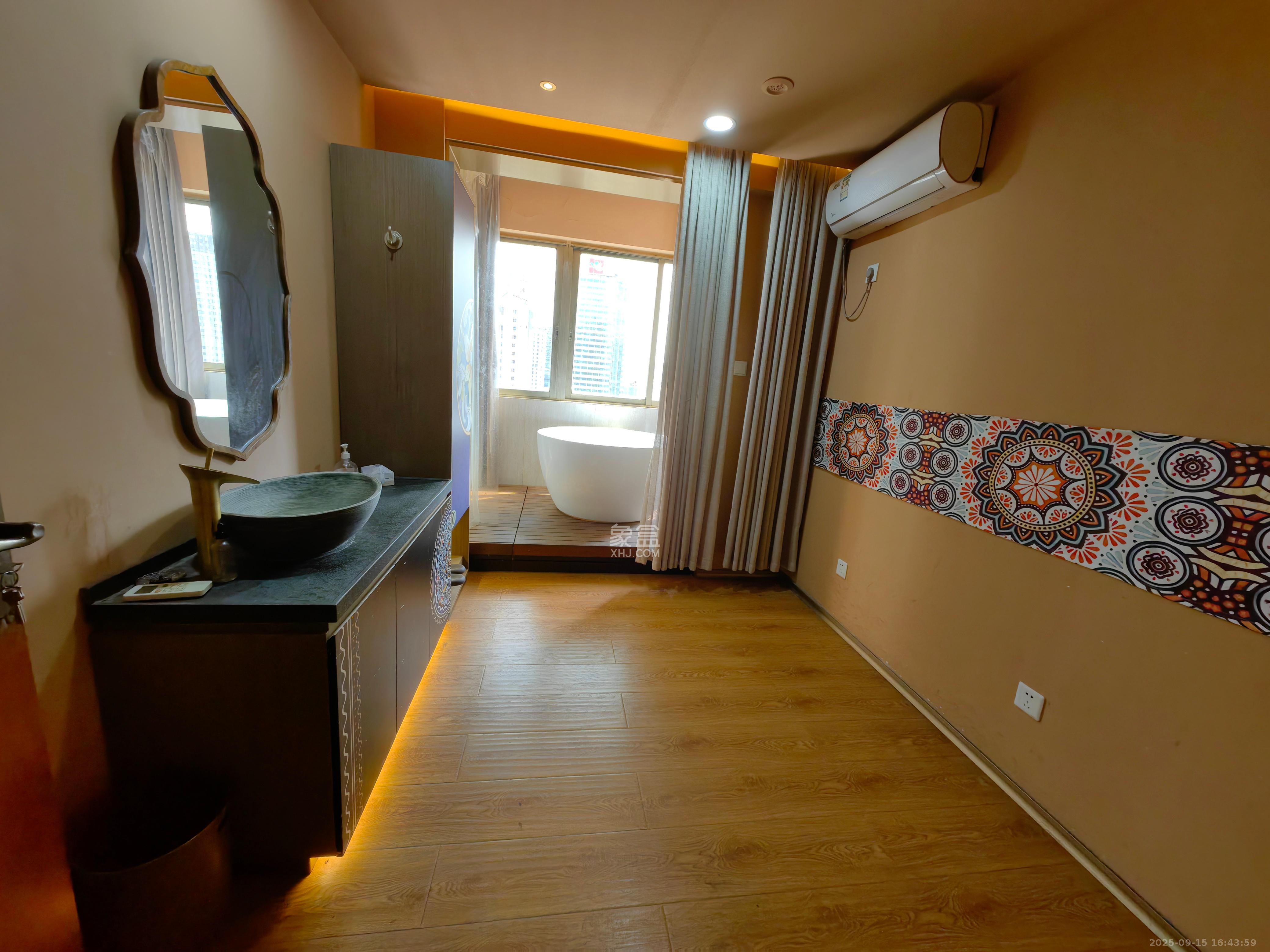 新大新  4室2厅2卫    6200.0元/月 新大新  4室2厅2卫    6200.0元/月室内图