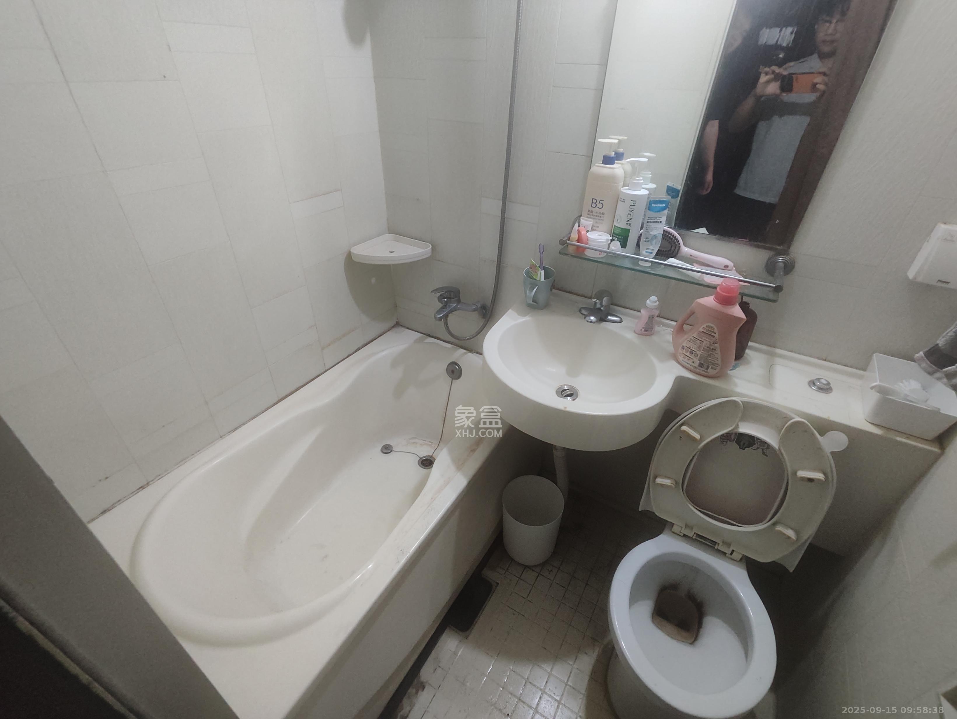 几米空间  1室0厅0卫    1300.0元/月室内图