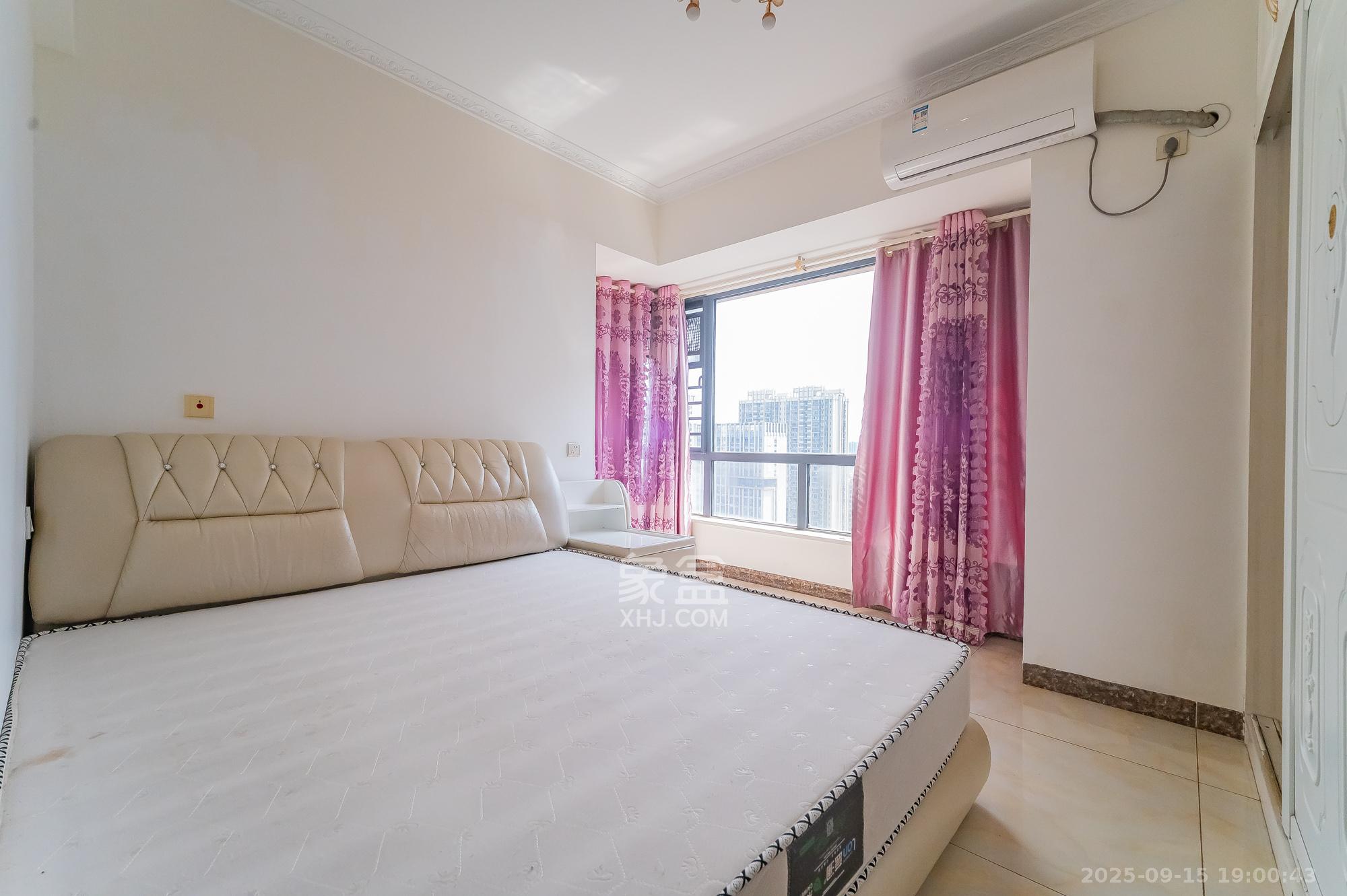 恒基凯旋门一二期 3室2厅1卫 68.8万 恒基凯旋门一二期 3室2厅1卫 68.8万卧室