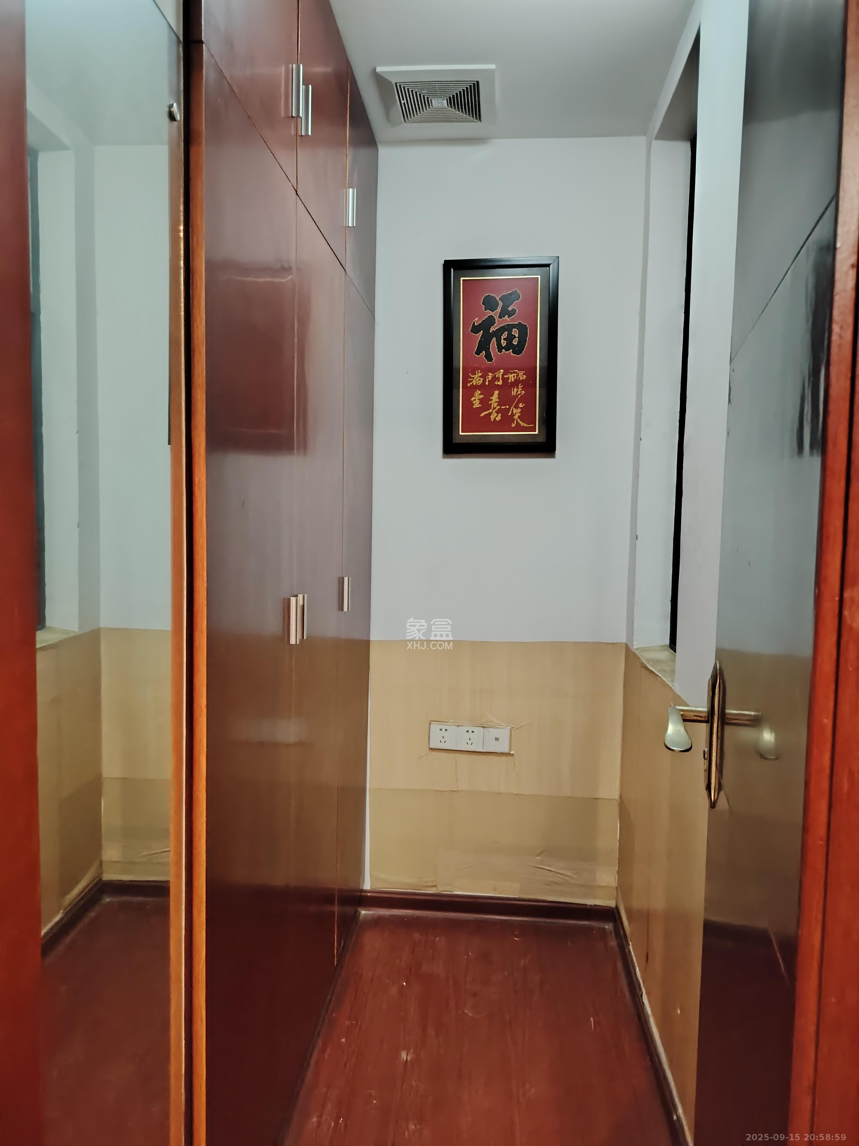 锦绣世纪  1室0厅0卫    2400.0元/月 锦绣世纪  1室0厅0卫    2400.0元/月室内图