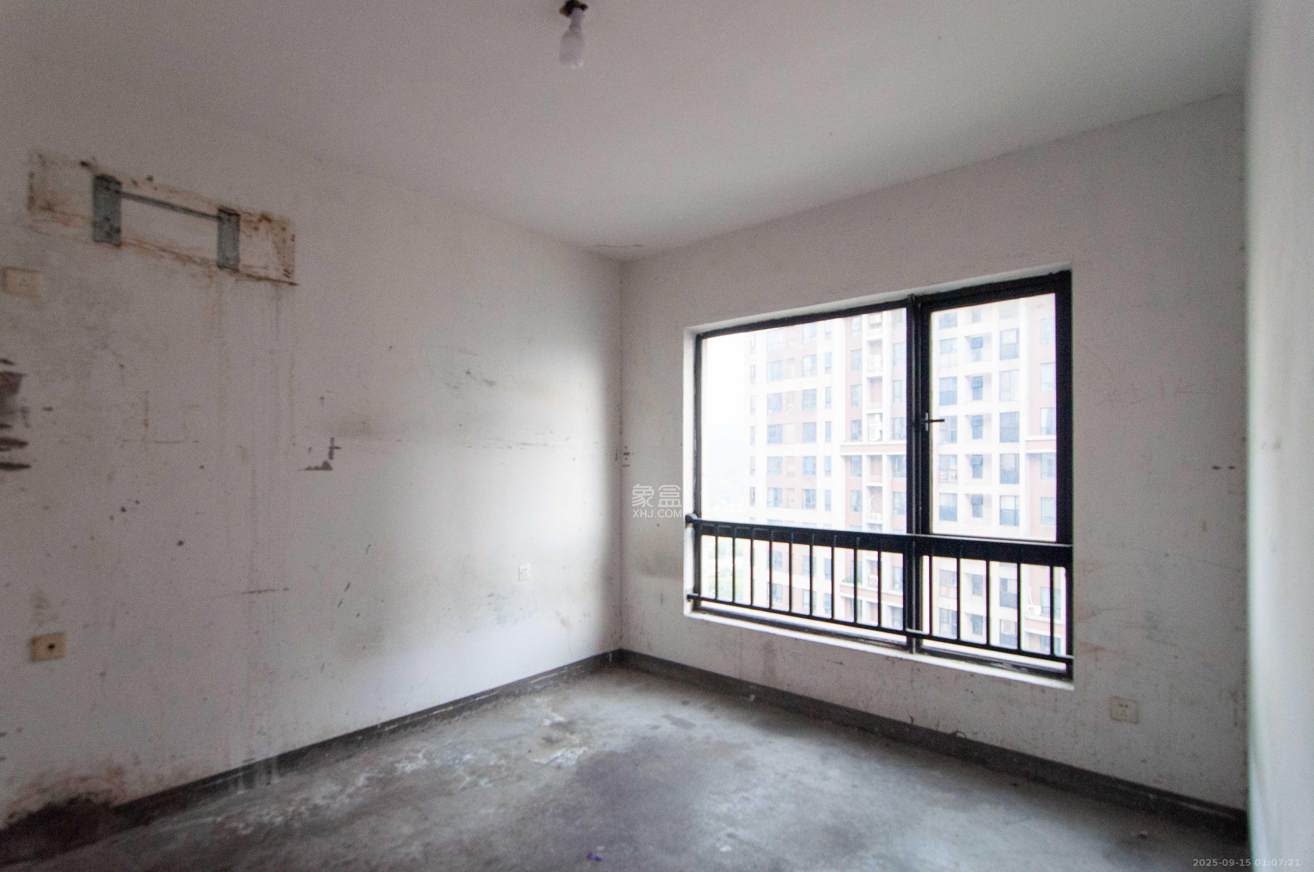 达美D6区  3室2厅1卫    86.0万 达美D6区  3室2厅1卫    86.0万其他