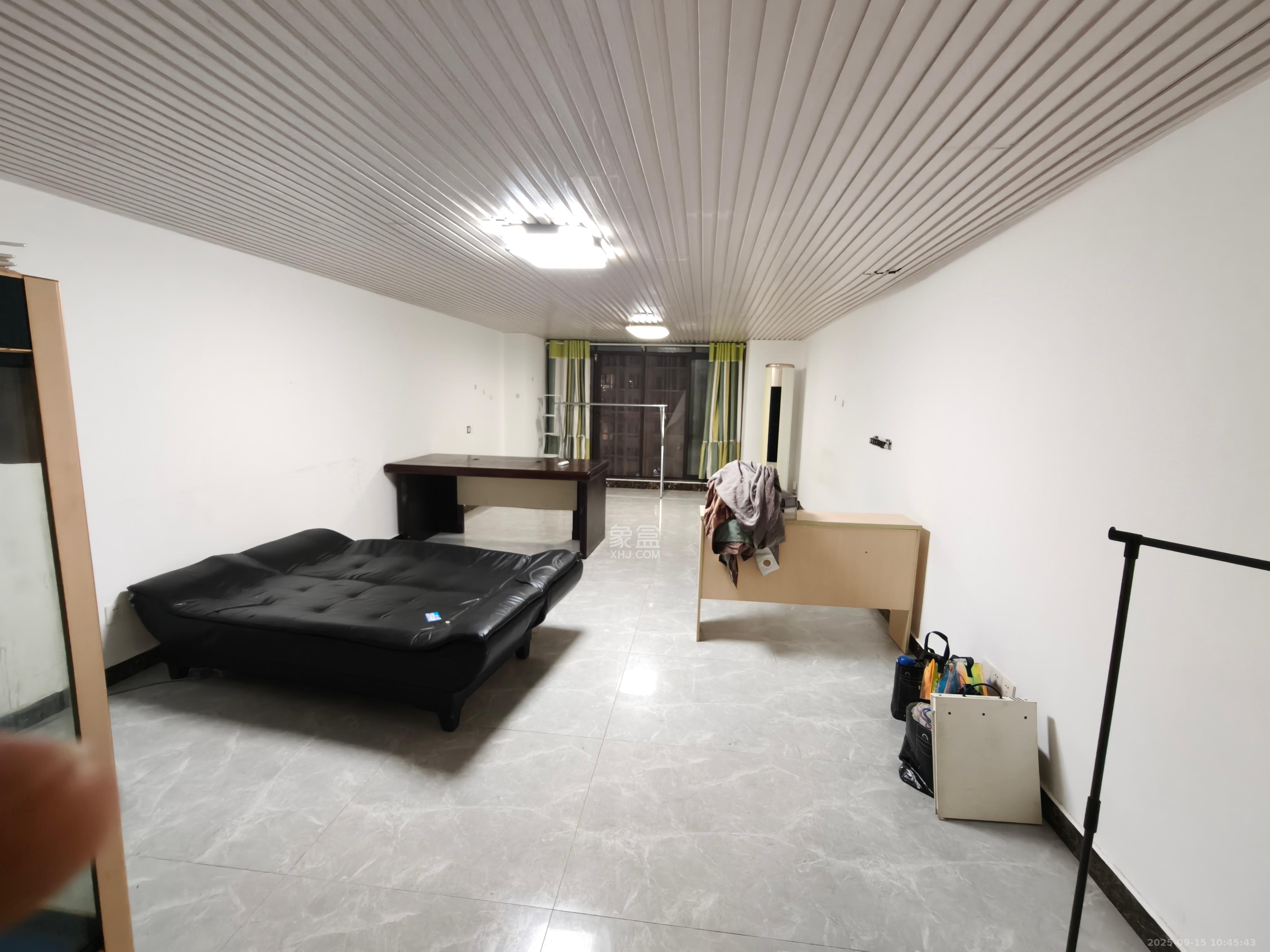 金科时代中心 1室1厅1卫 1800.0元/月 金科时代中心 1室1厅1卫 1800.0元/月室内图