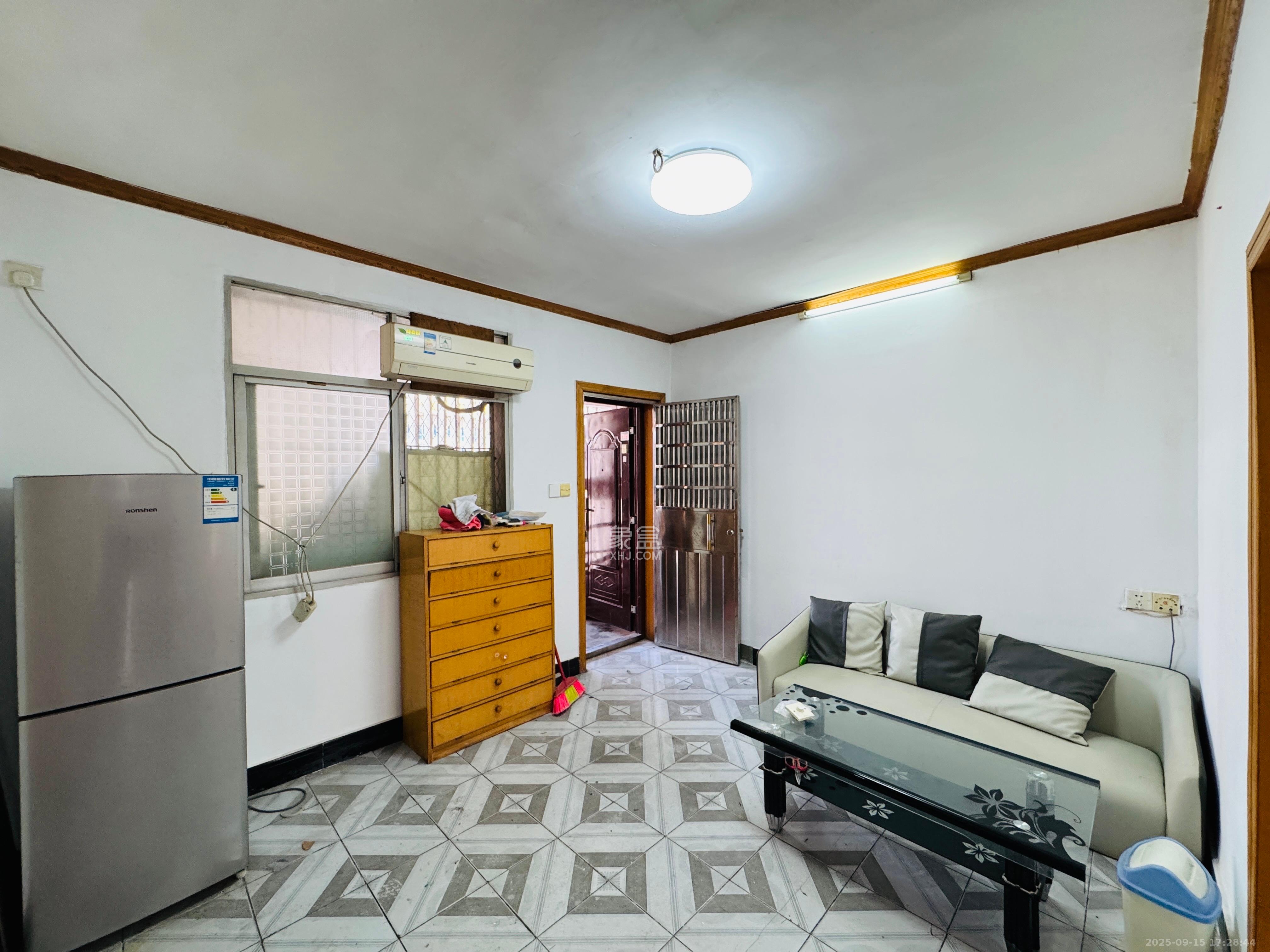 书院路电梯厂宿舍（宝塔山）  2室1厅1卫    1200.0元/月室内图