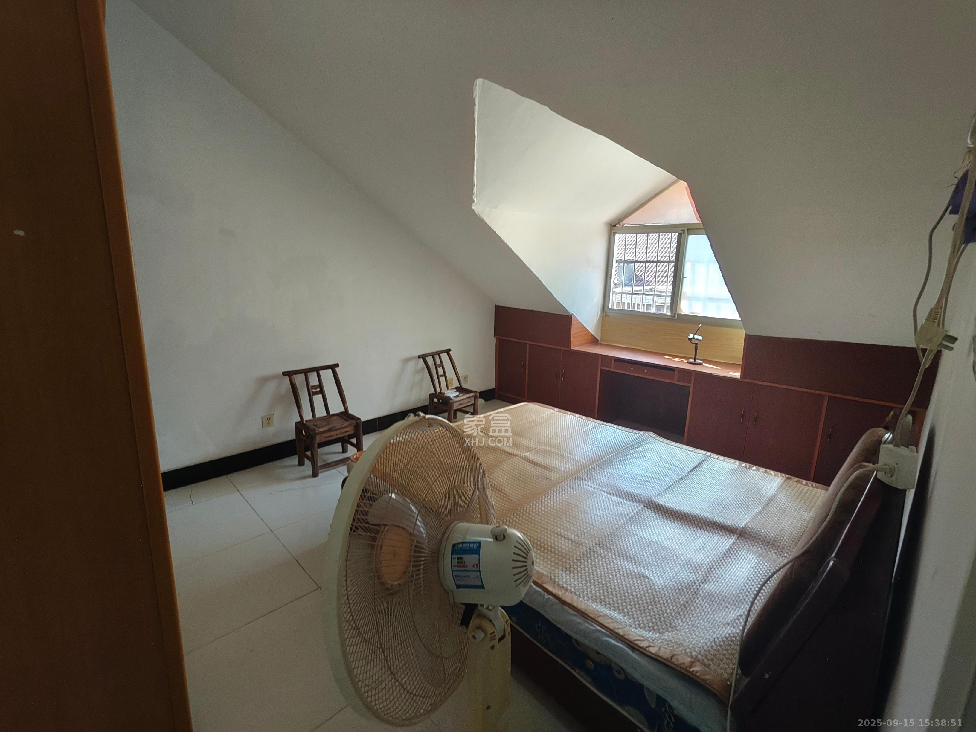 茶子山小区  2室2厅1卫   1300.00元/月室内图