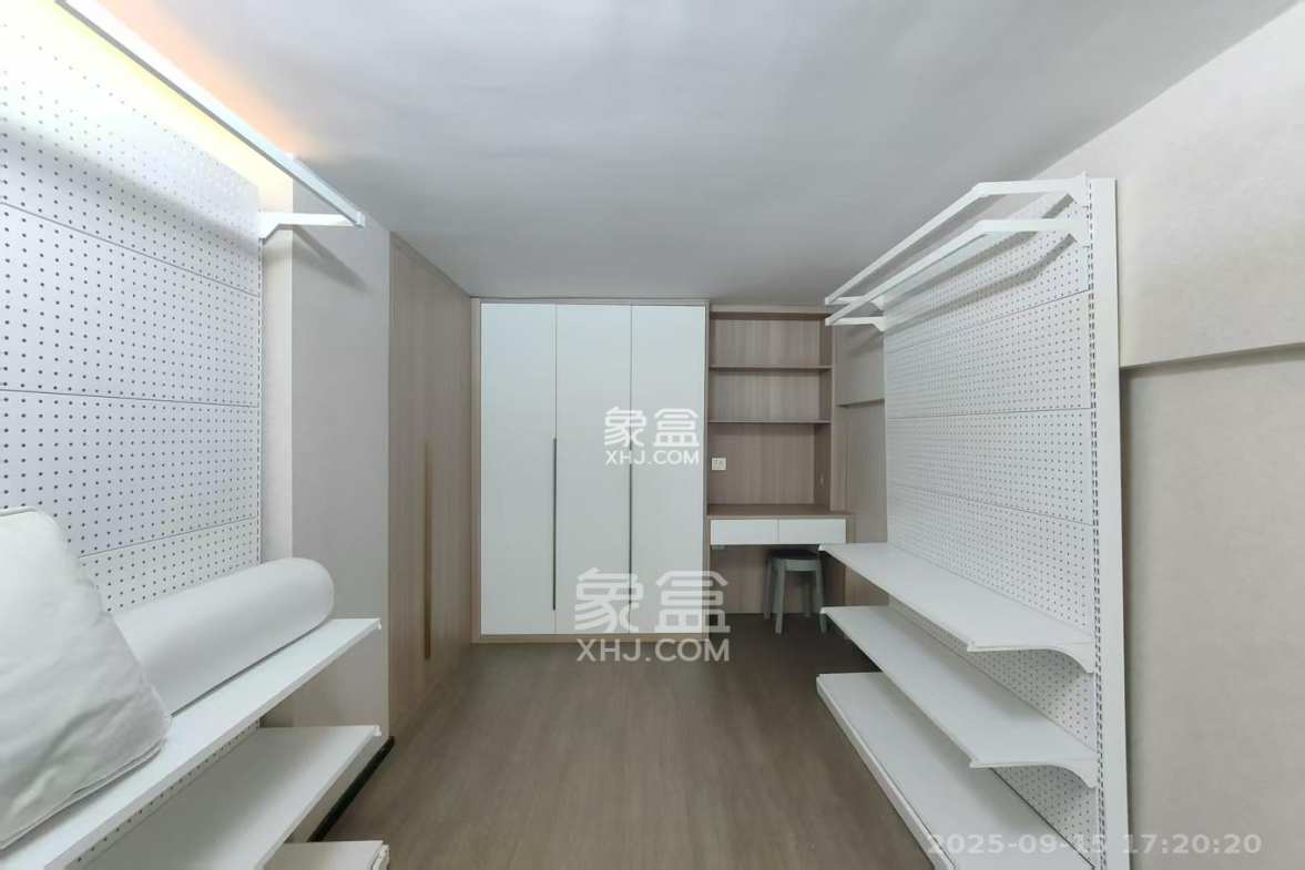 中一鲲出(鲲鹏府) 2室1厅1卫 2400.0元/月 中一鲲出(鲲鹏府) 2室1厅1卫 2400.0元/月室内图