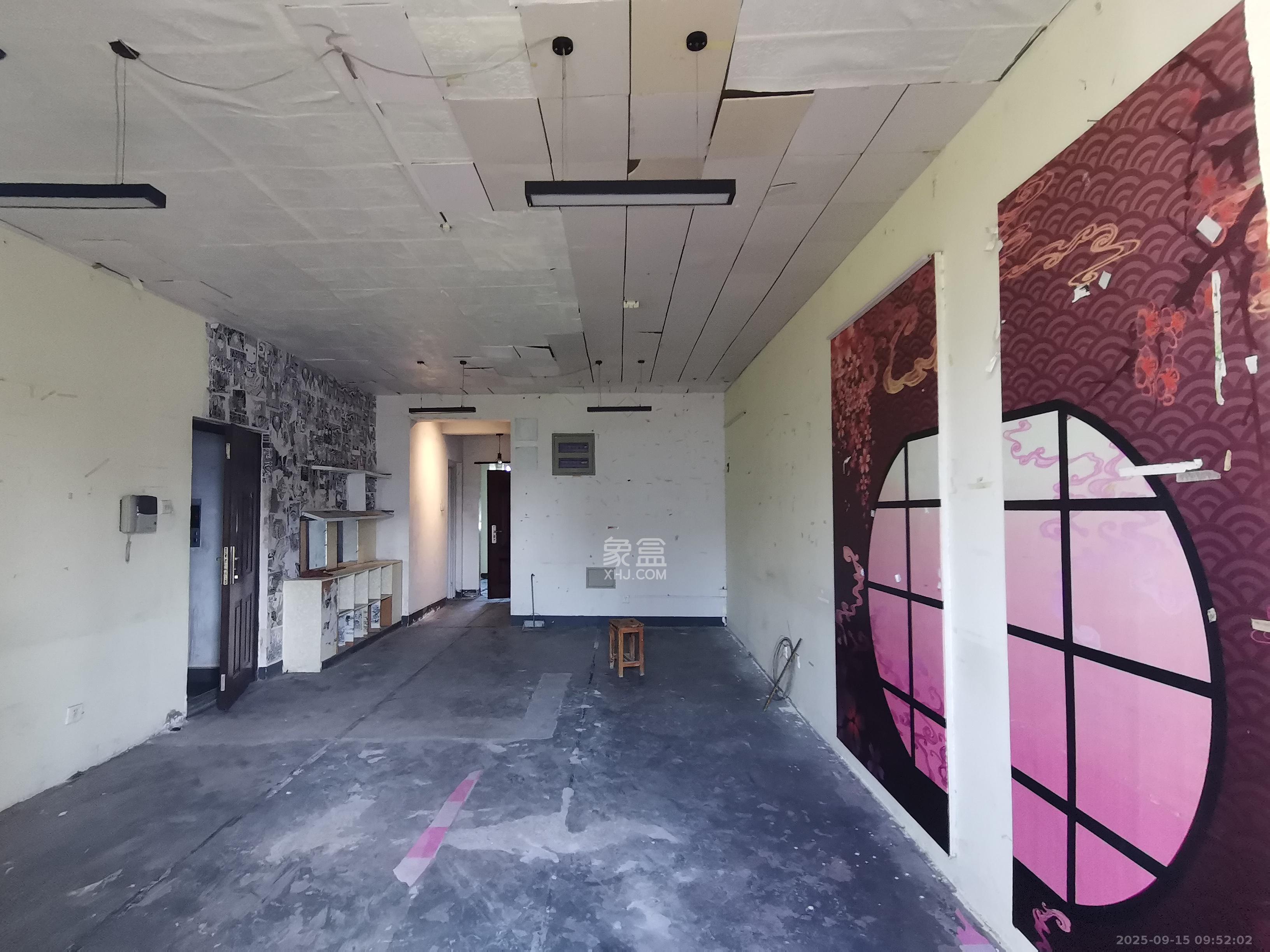 阳光100二期 4室2厅2卫 1800.0元/月 阳光100二期 4室2厅2卫 1800.0元/月室内图